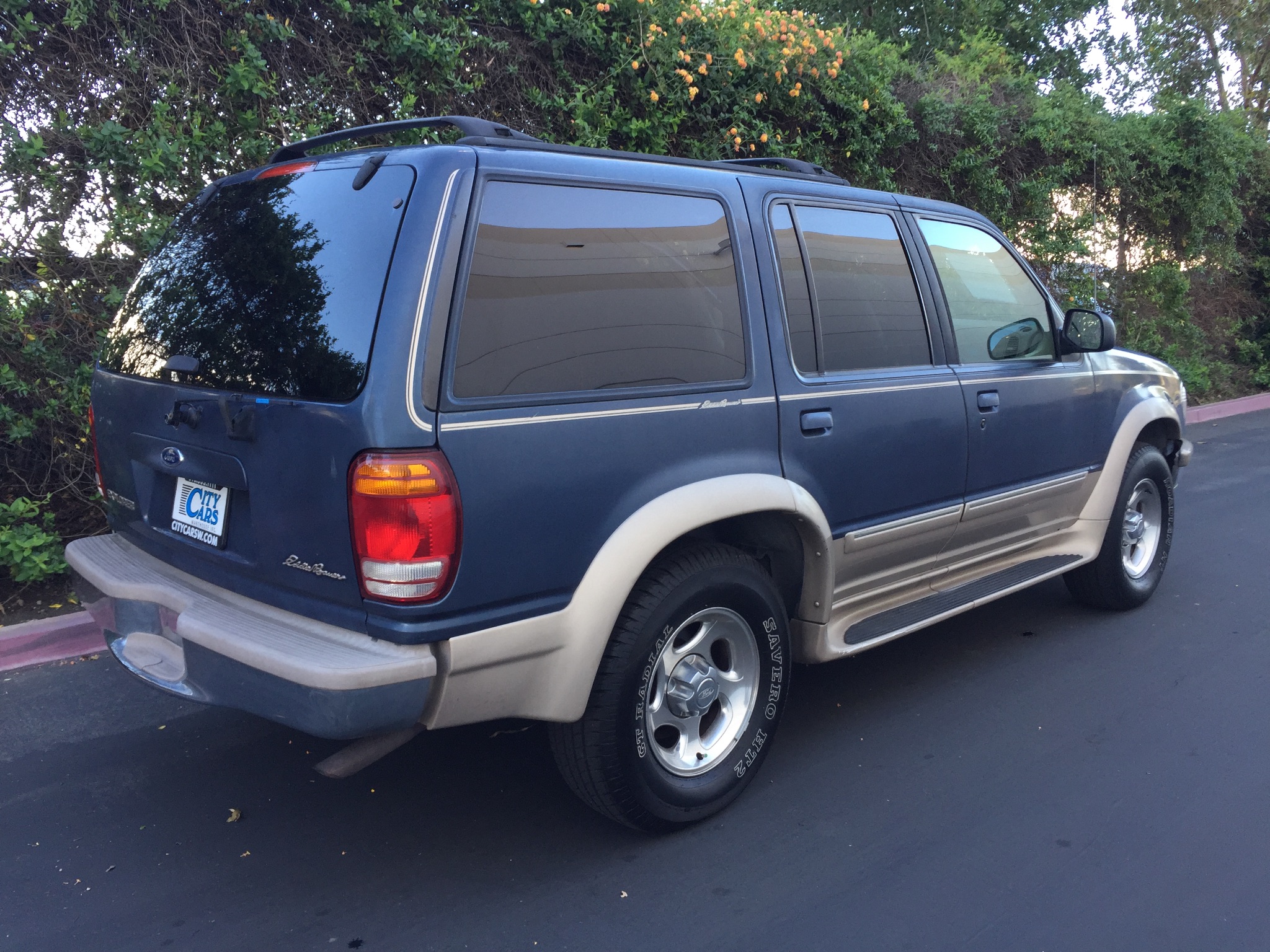 Used 1998 Ford Explorer XLT WLEATHER at City Cars Warehouse INC