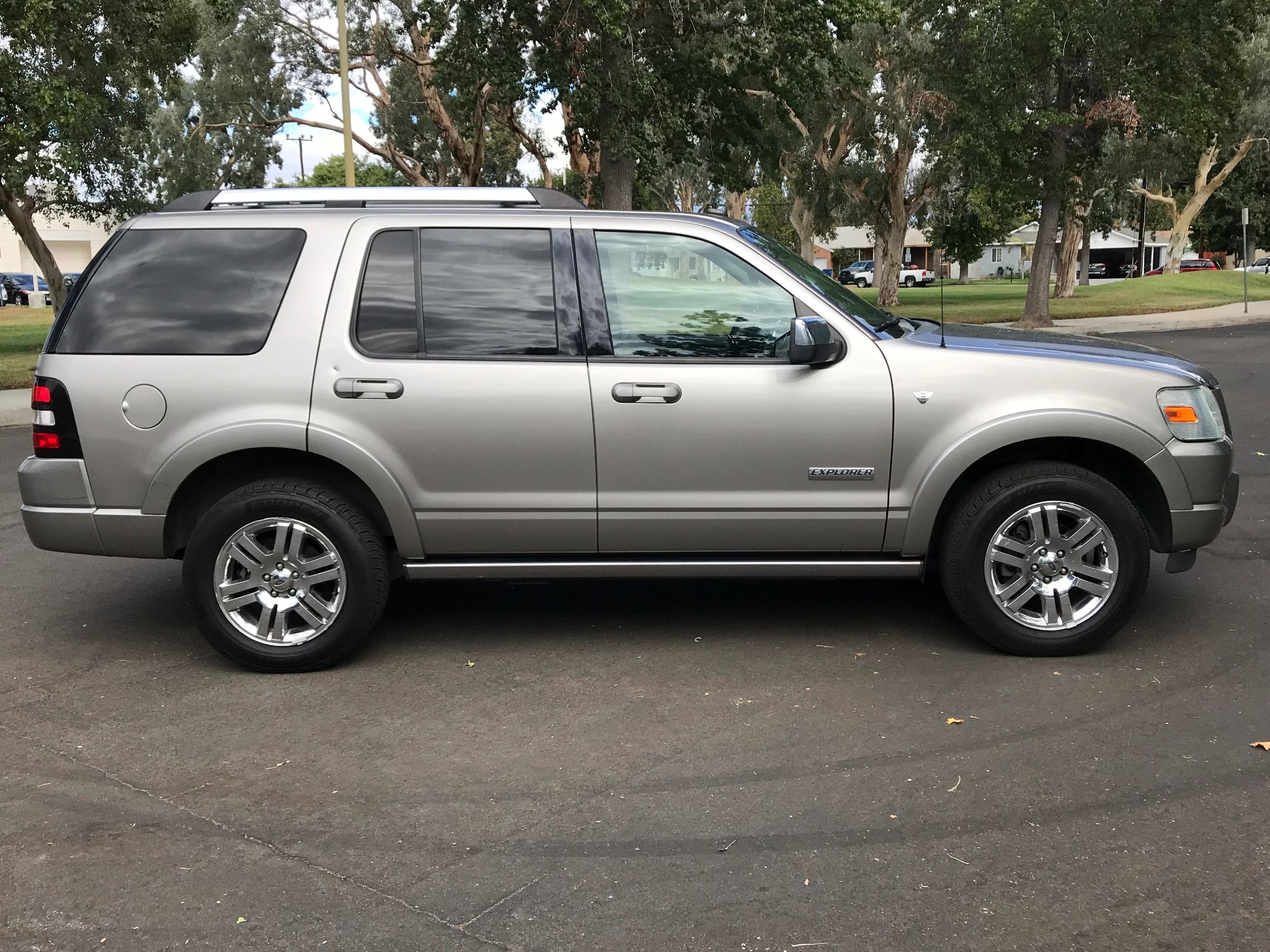 2008 Ford Explorer Limited