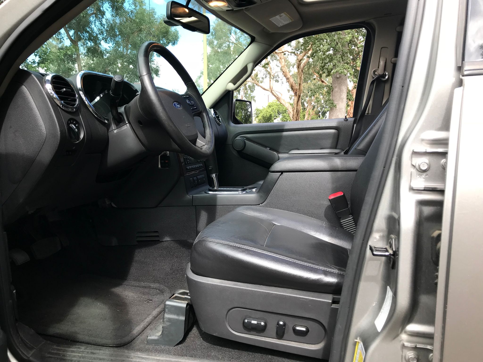 2008 Ford Explorer Limited