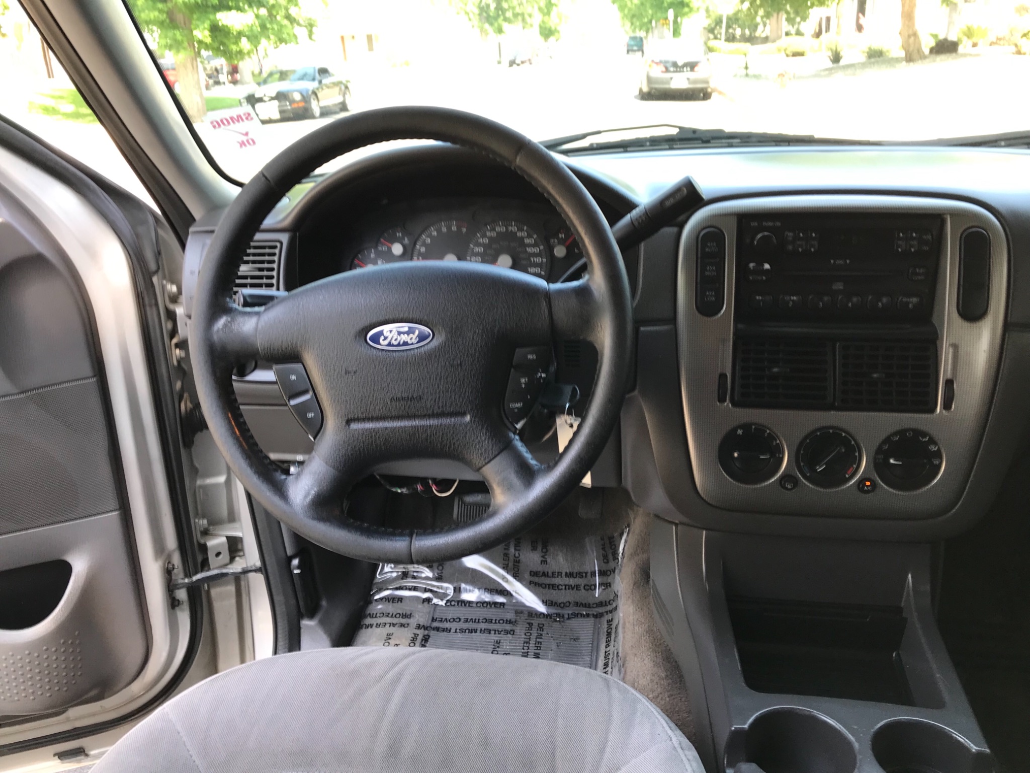 2004 Ford Explorer XLT