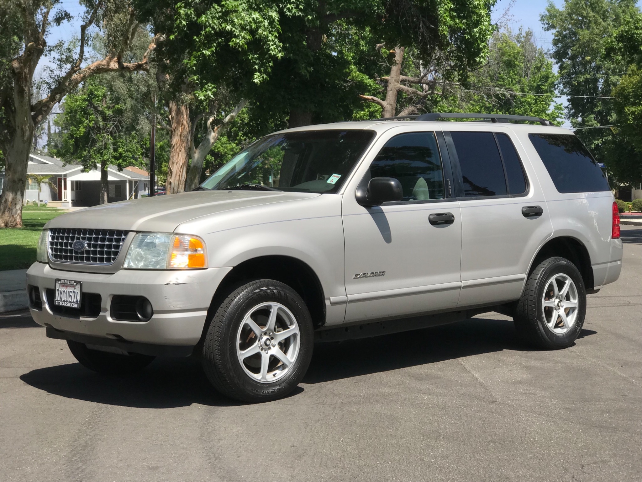 2004 Ford Explorer XLT