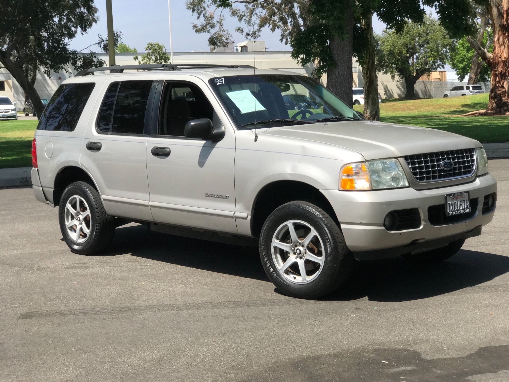 2004 Ford Explorer XLT