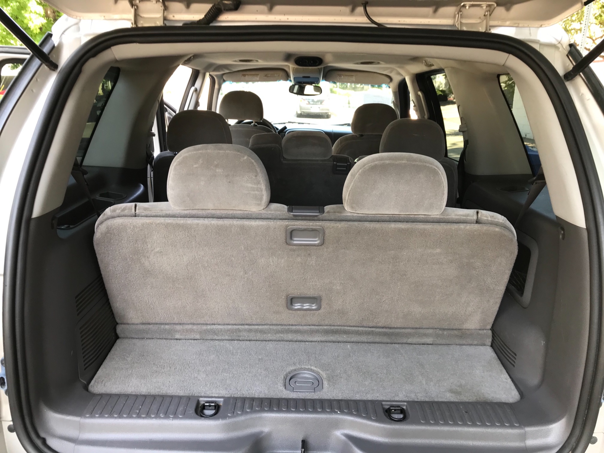 2004 Ford Explorer XLT