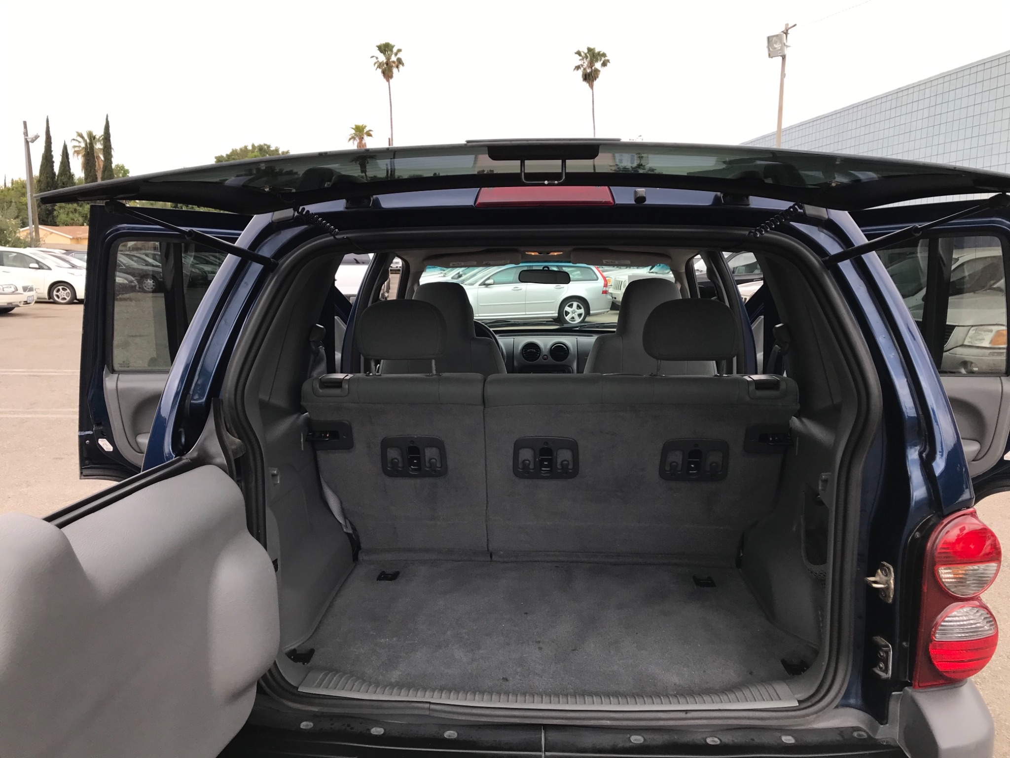 2005 Jeep Liberty Sport