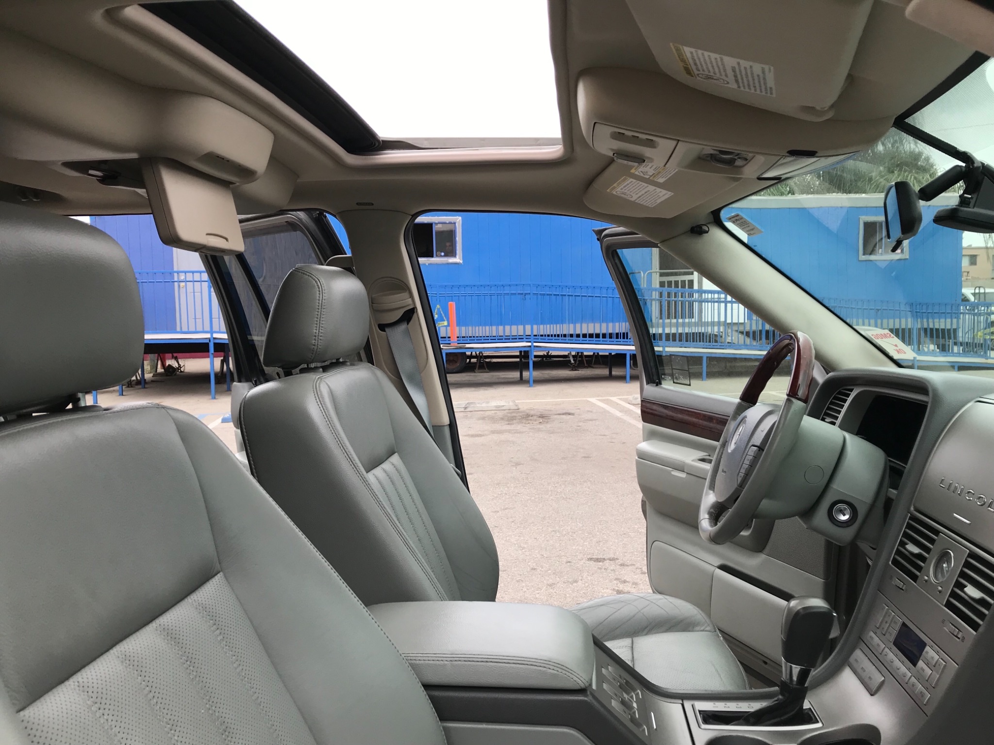 2003 Lincoln Aviator Premium