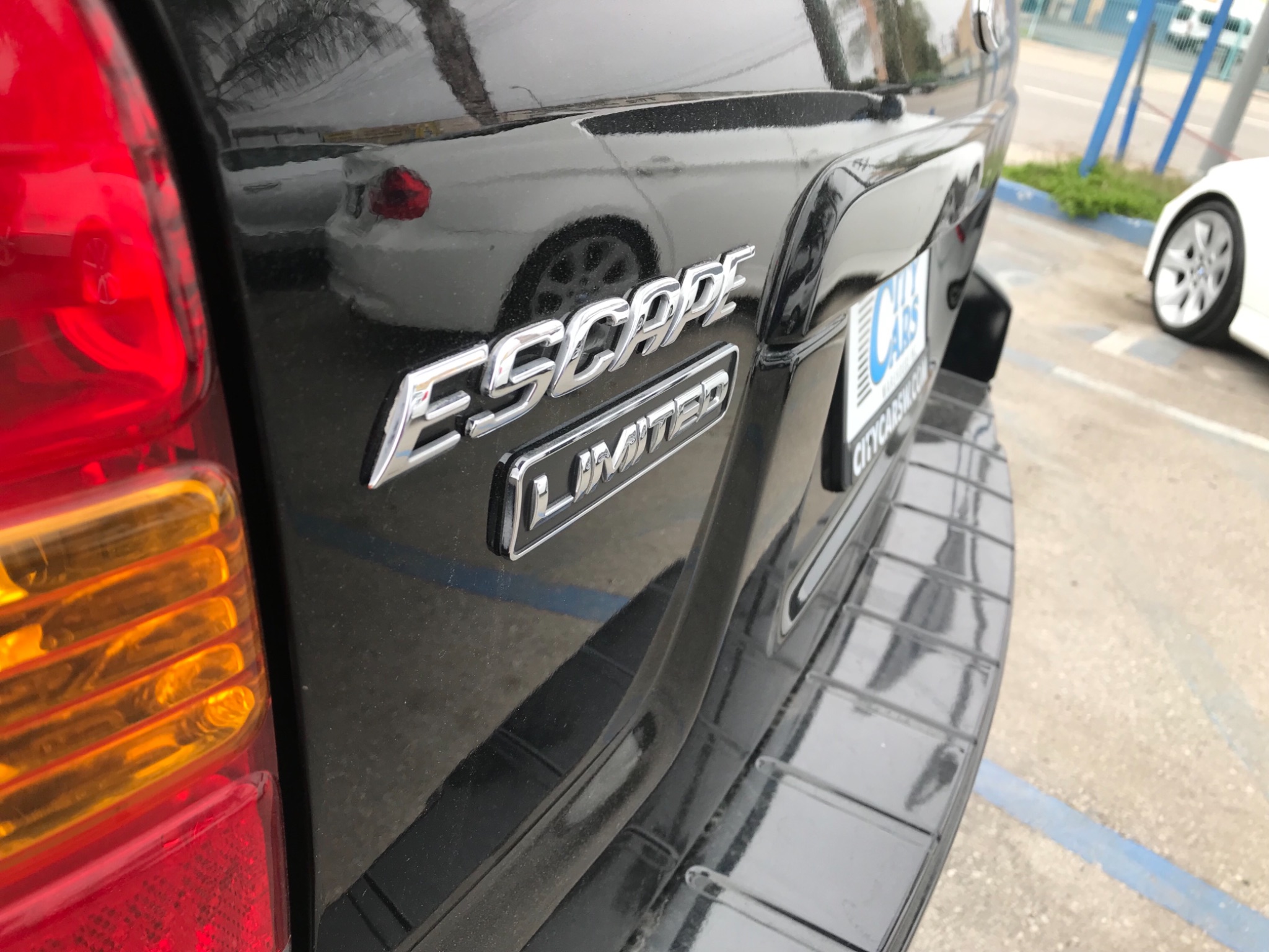 2005 Ford Escape Limited