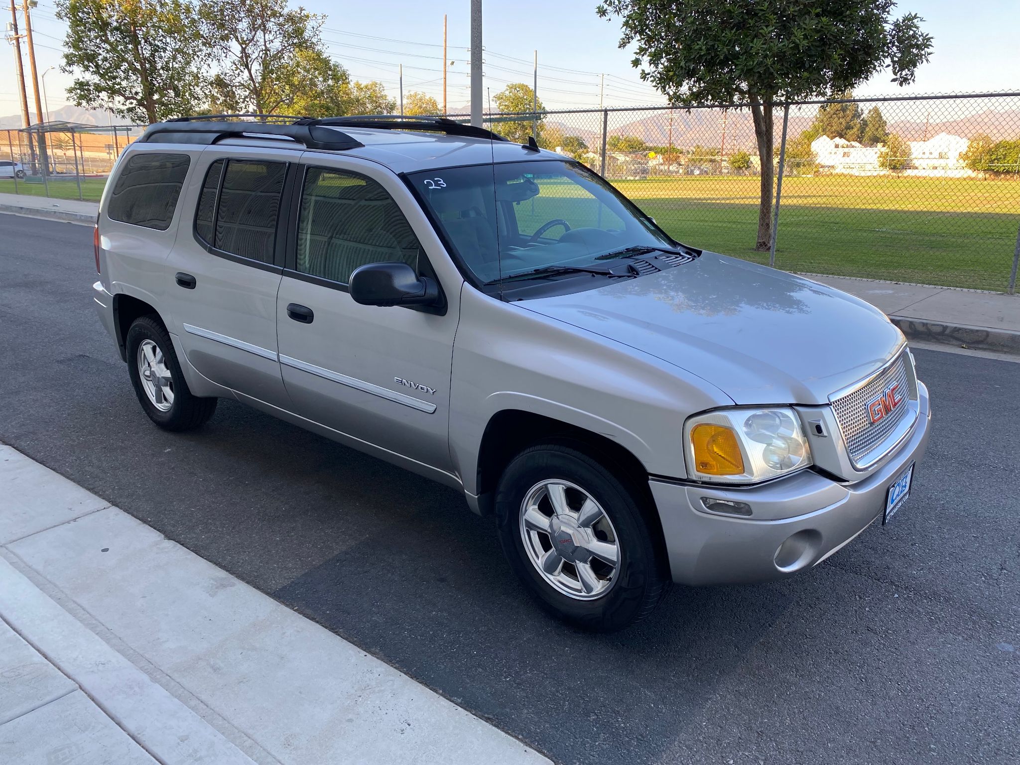 2006 GMC Envoy XL SLE