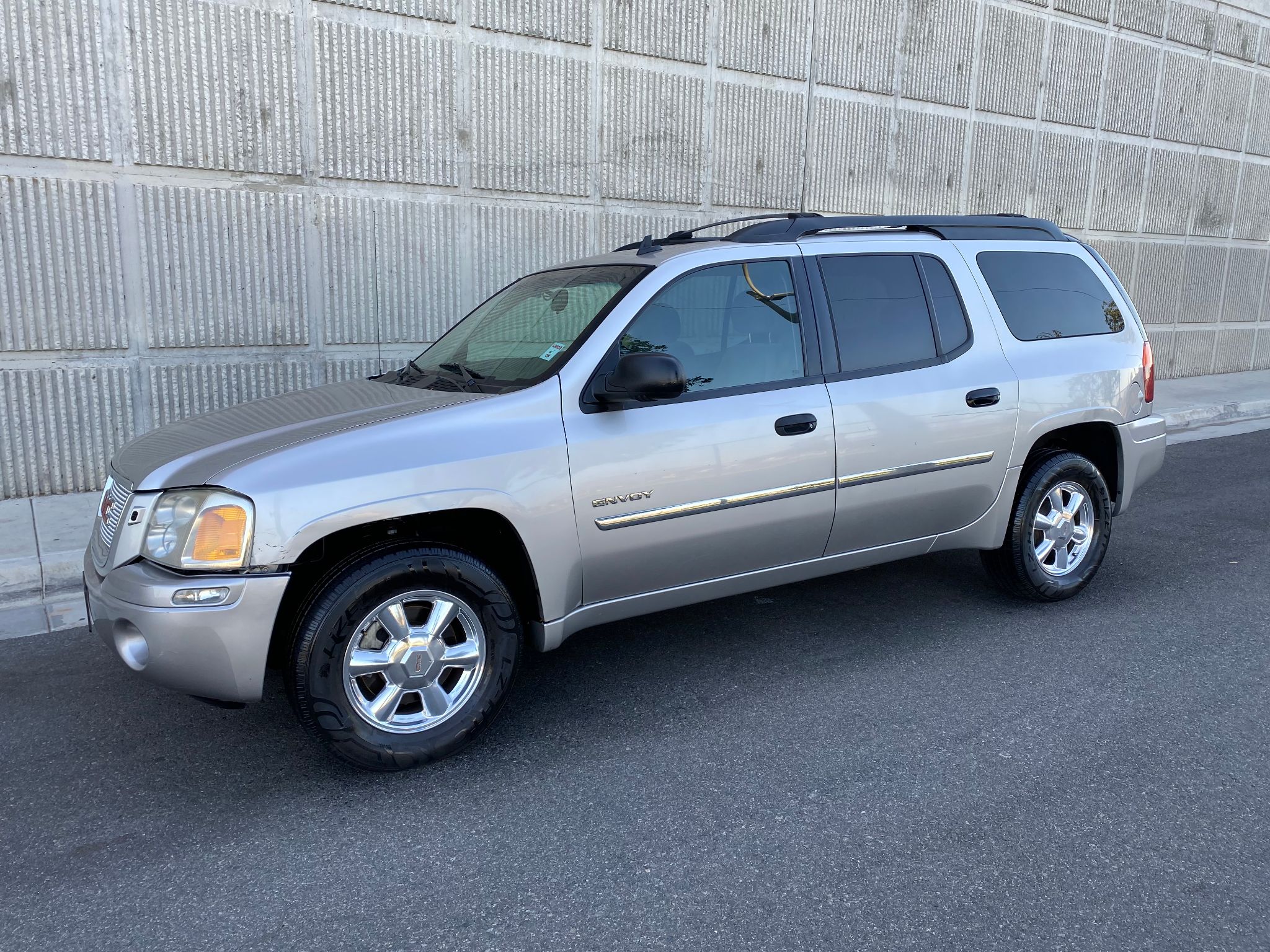 2006 GMC Envoy XL SLE