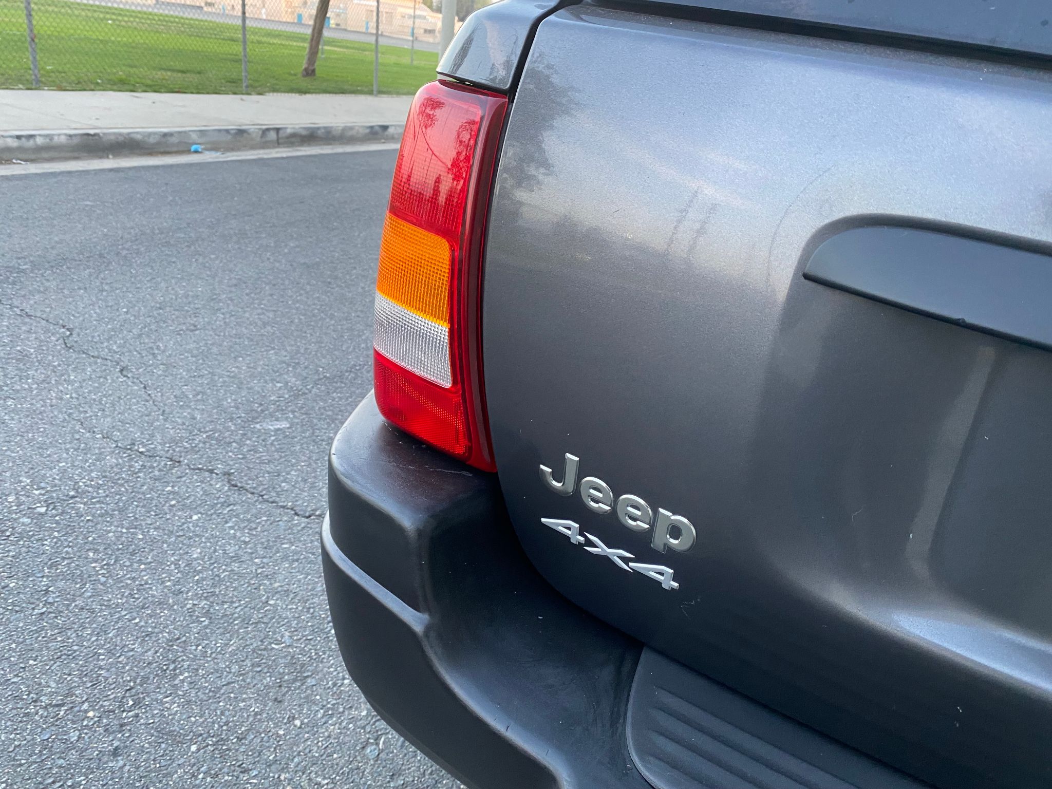 2004 Jeep Grand Cherokee Laredo