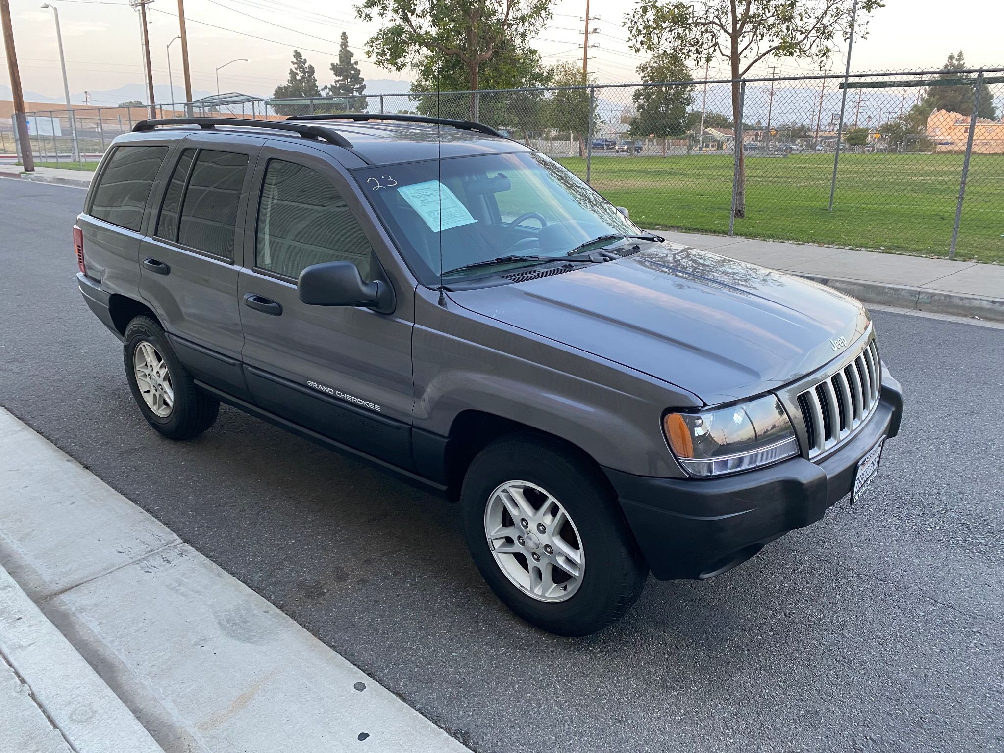 2004 Jeep Grand Cherokee Laredo