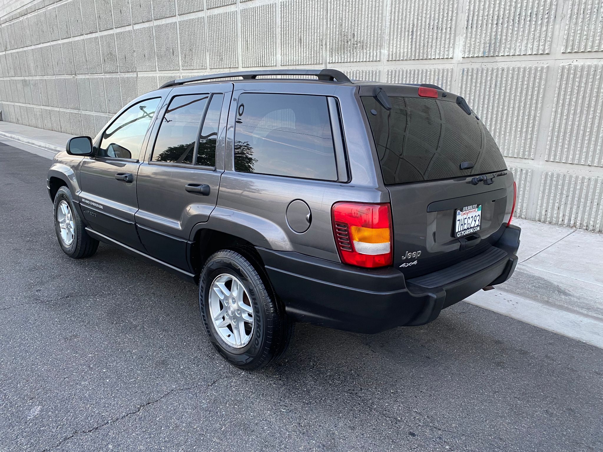 2004 Jeep Grand Cherokee Laredo