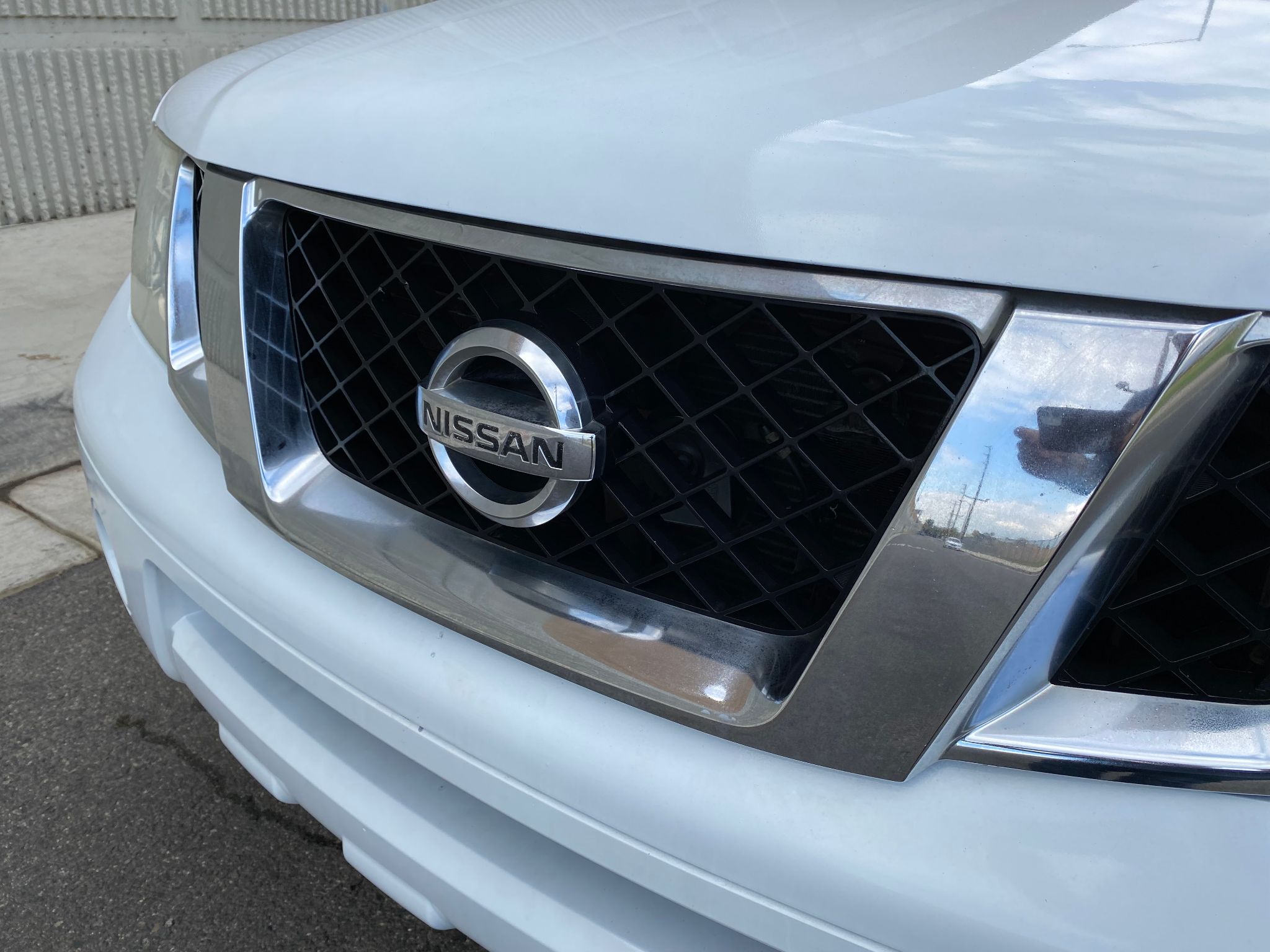 2005 Nissan Pathfinder XE