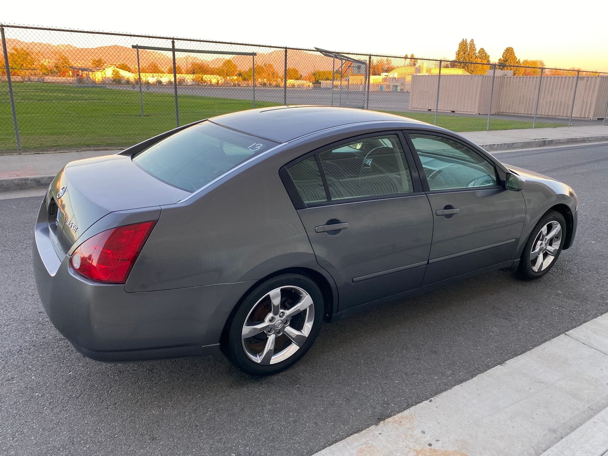 2004 Nissan Maxima SE