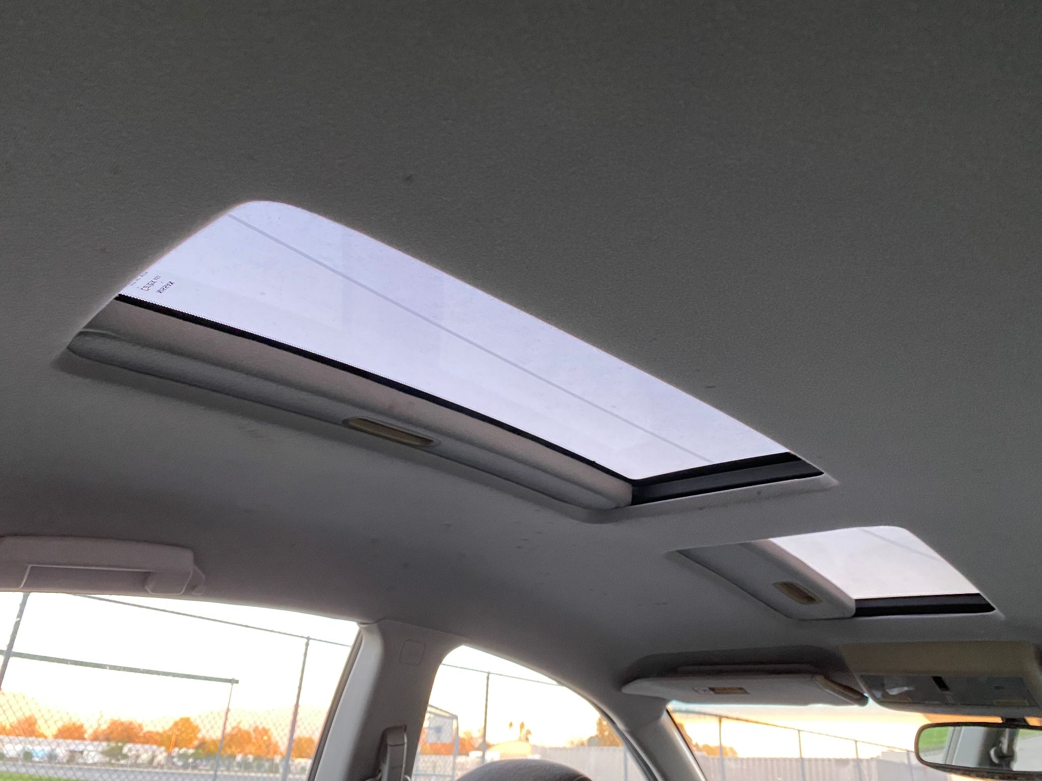 2004 maxima sunroof