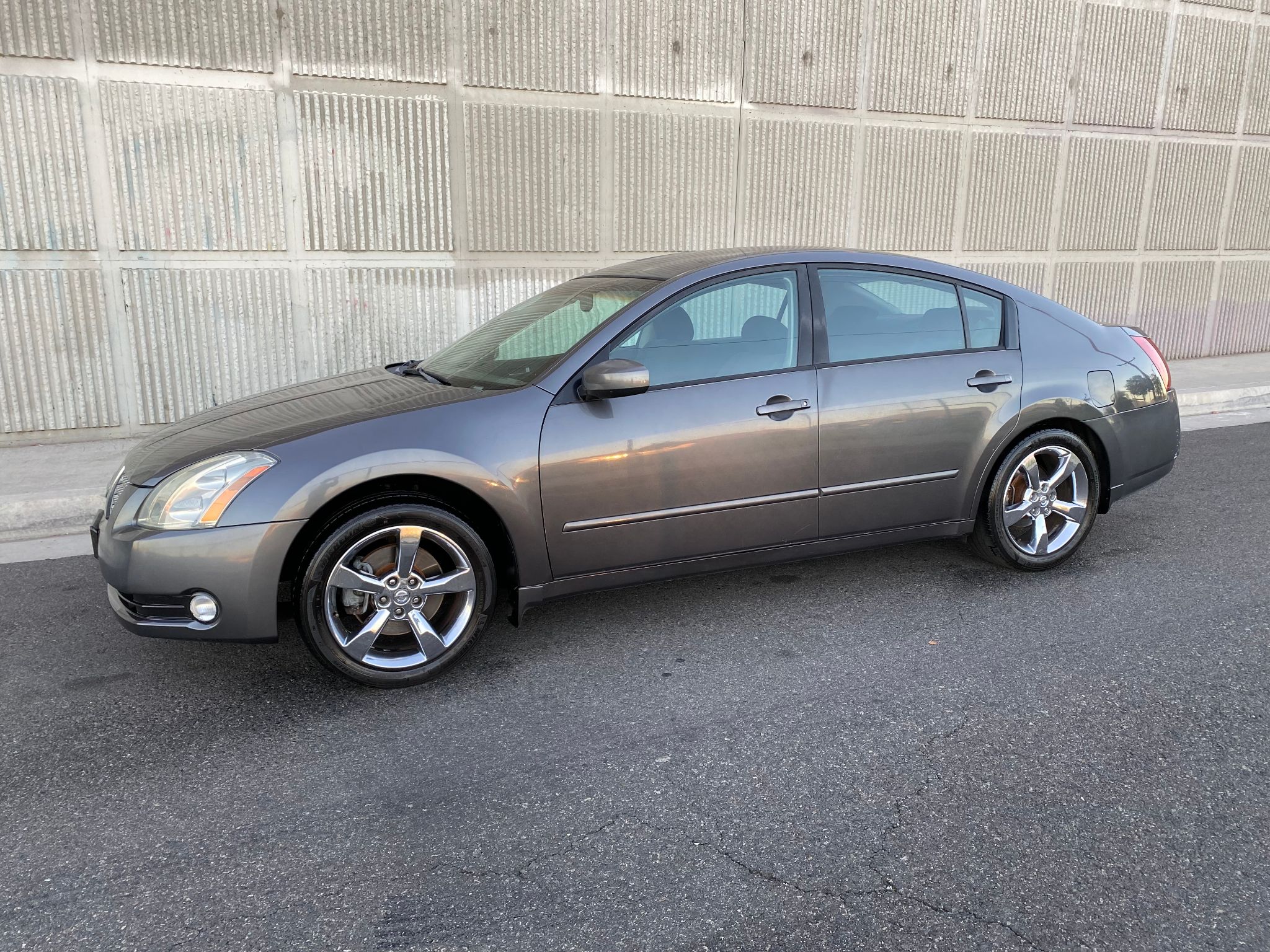 2004 Nissan Maxima SE