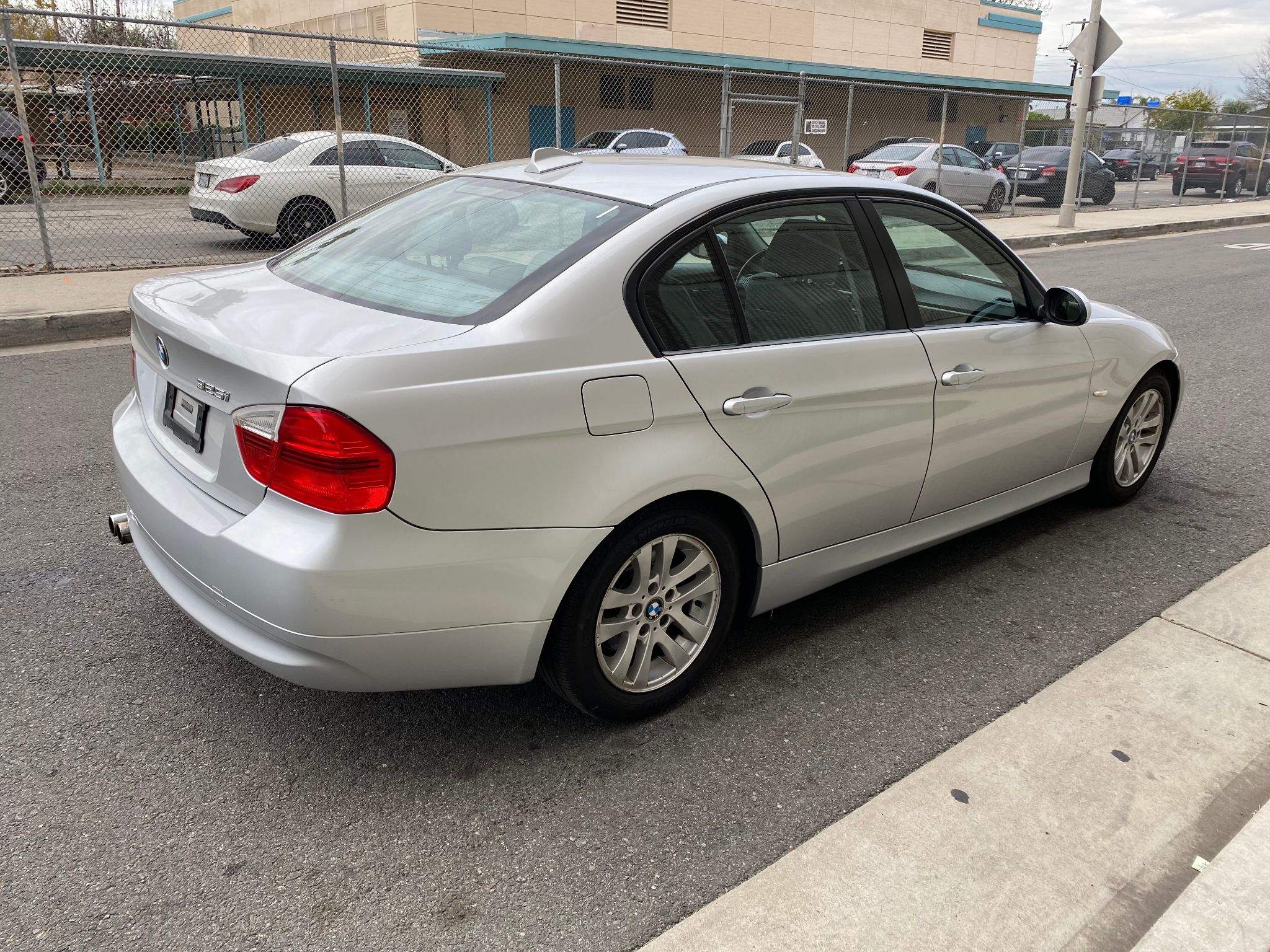 2006 BMW 3 Series 325i