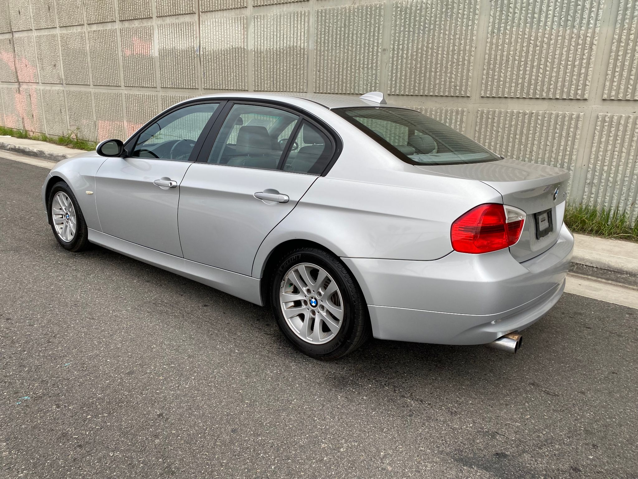 2006 BMW 3 Series 325i