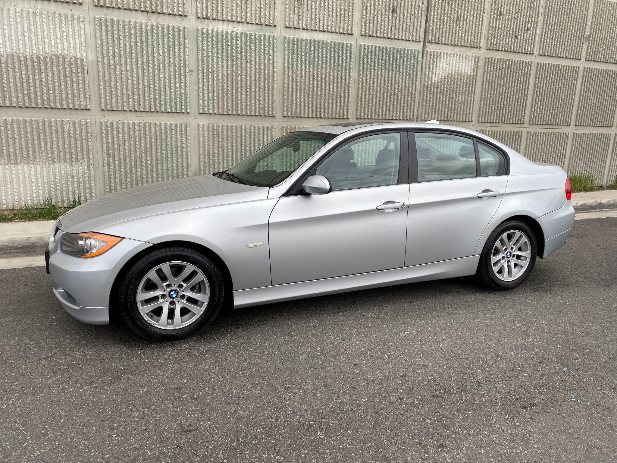 2006 BMW 3 Series 325i