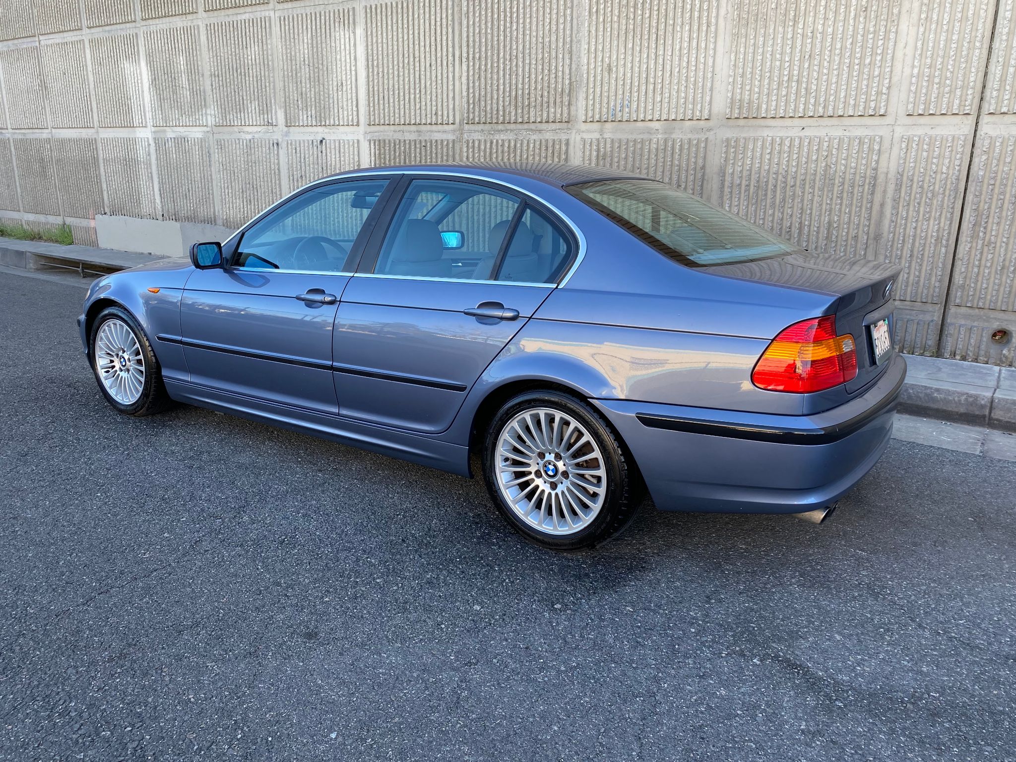 2003 BMW 3 Series 330i