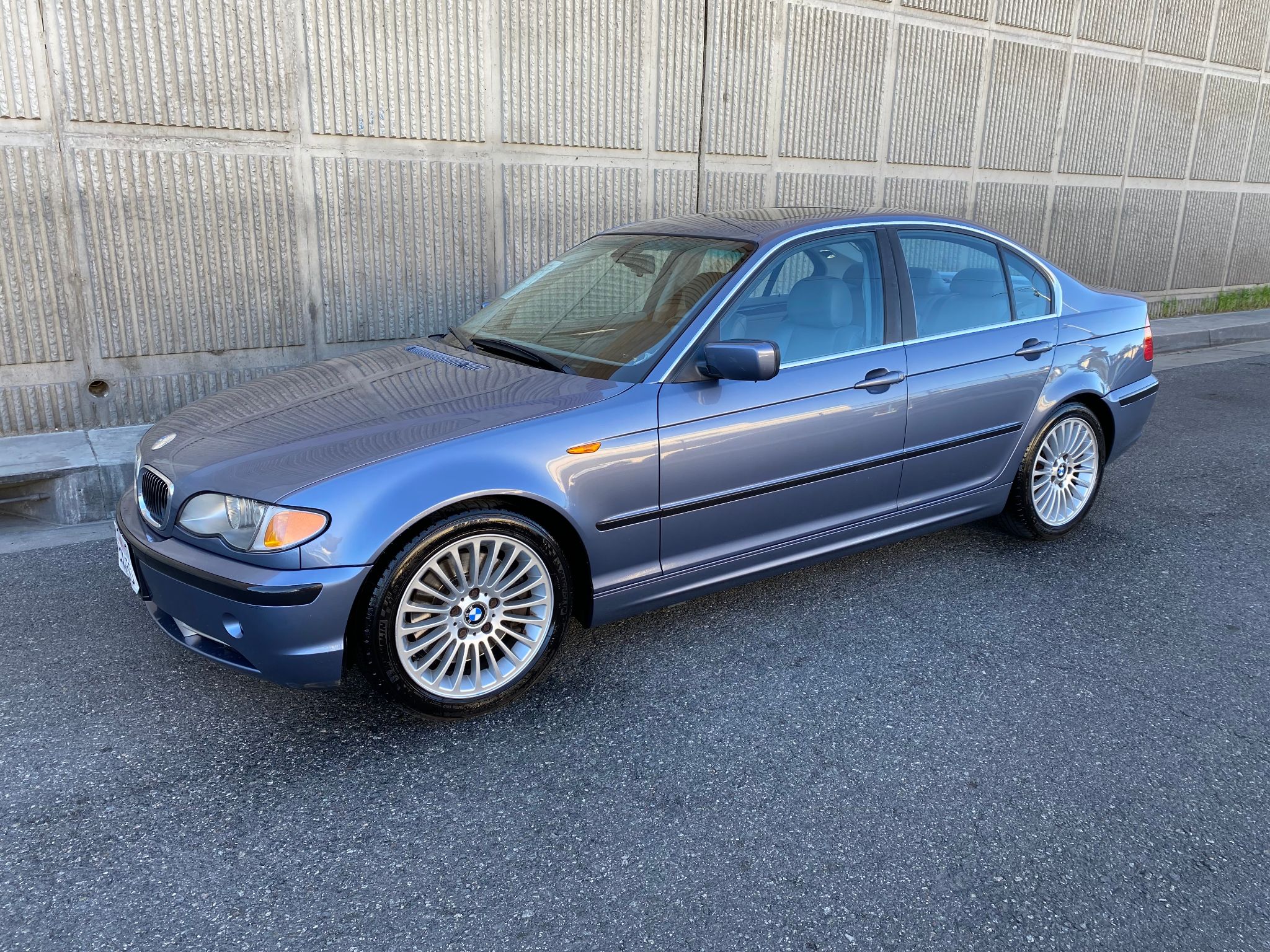 2003 BMW 3 Series 330i