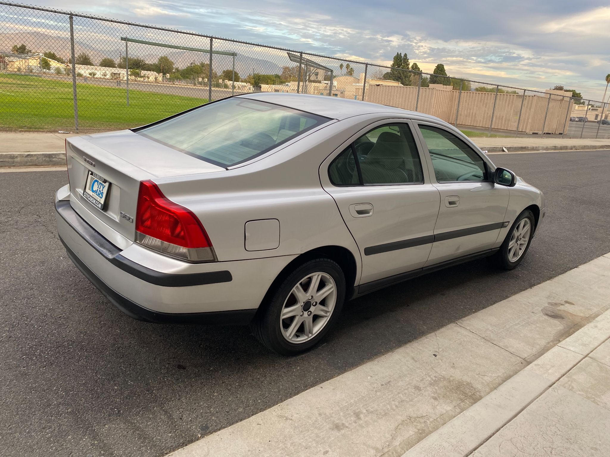2001 Volvo S60 2.4