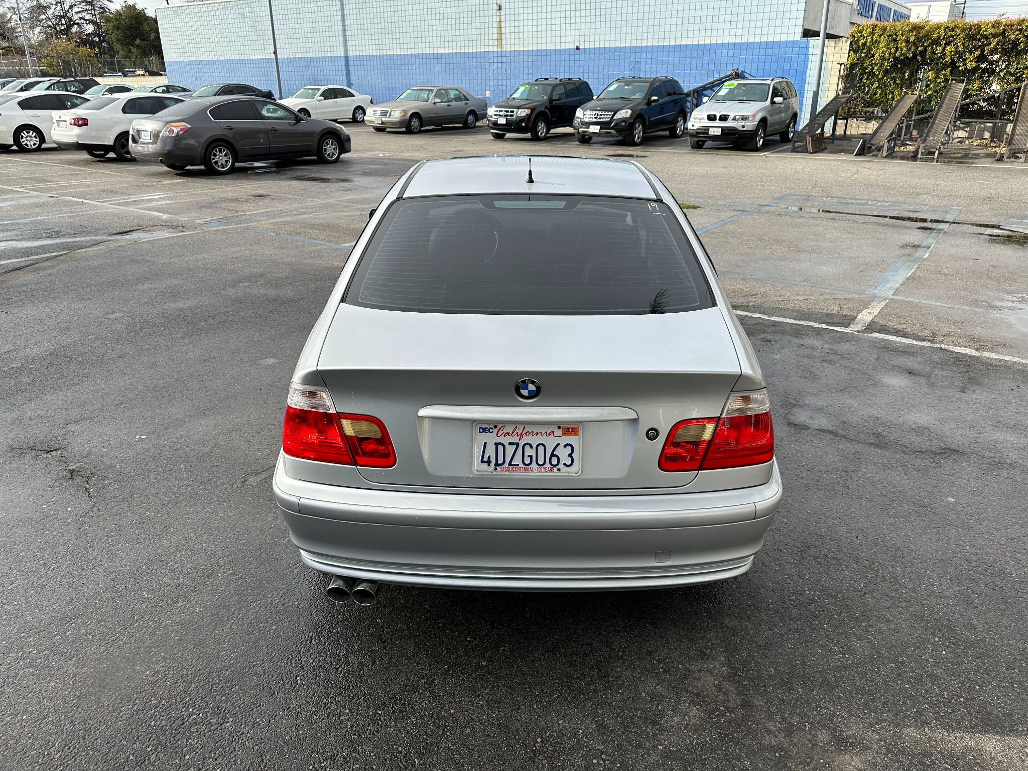 1999 BMW 3-SERIES 323i