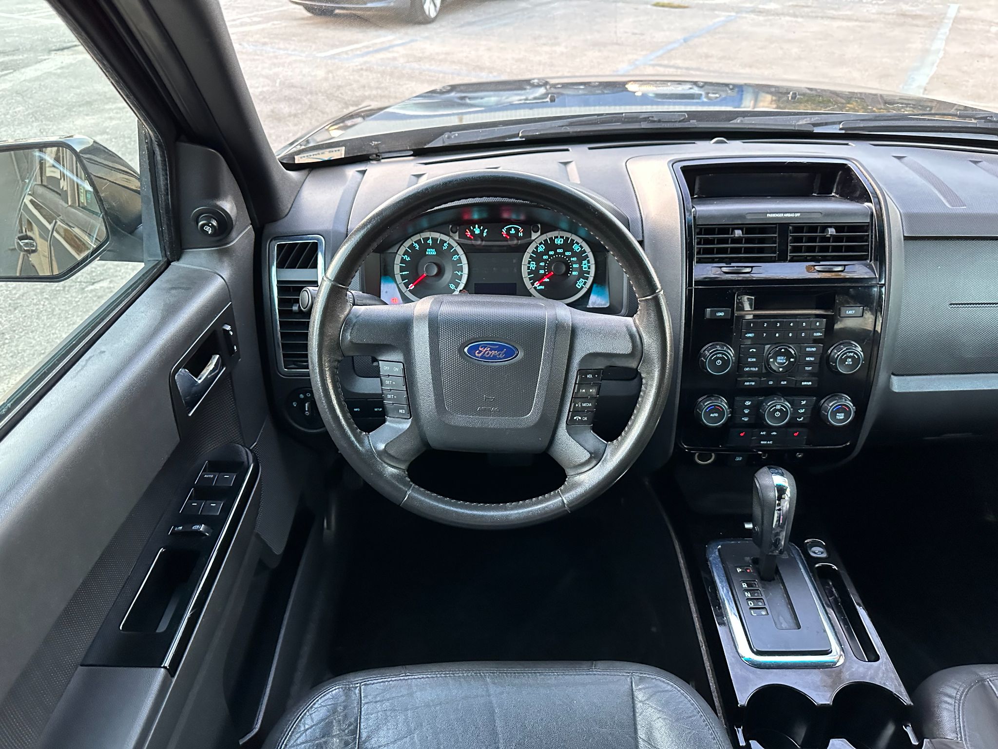 2012 Ford ESCAPE LIMITED