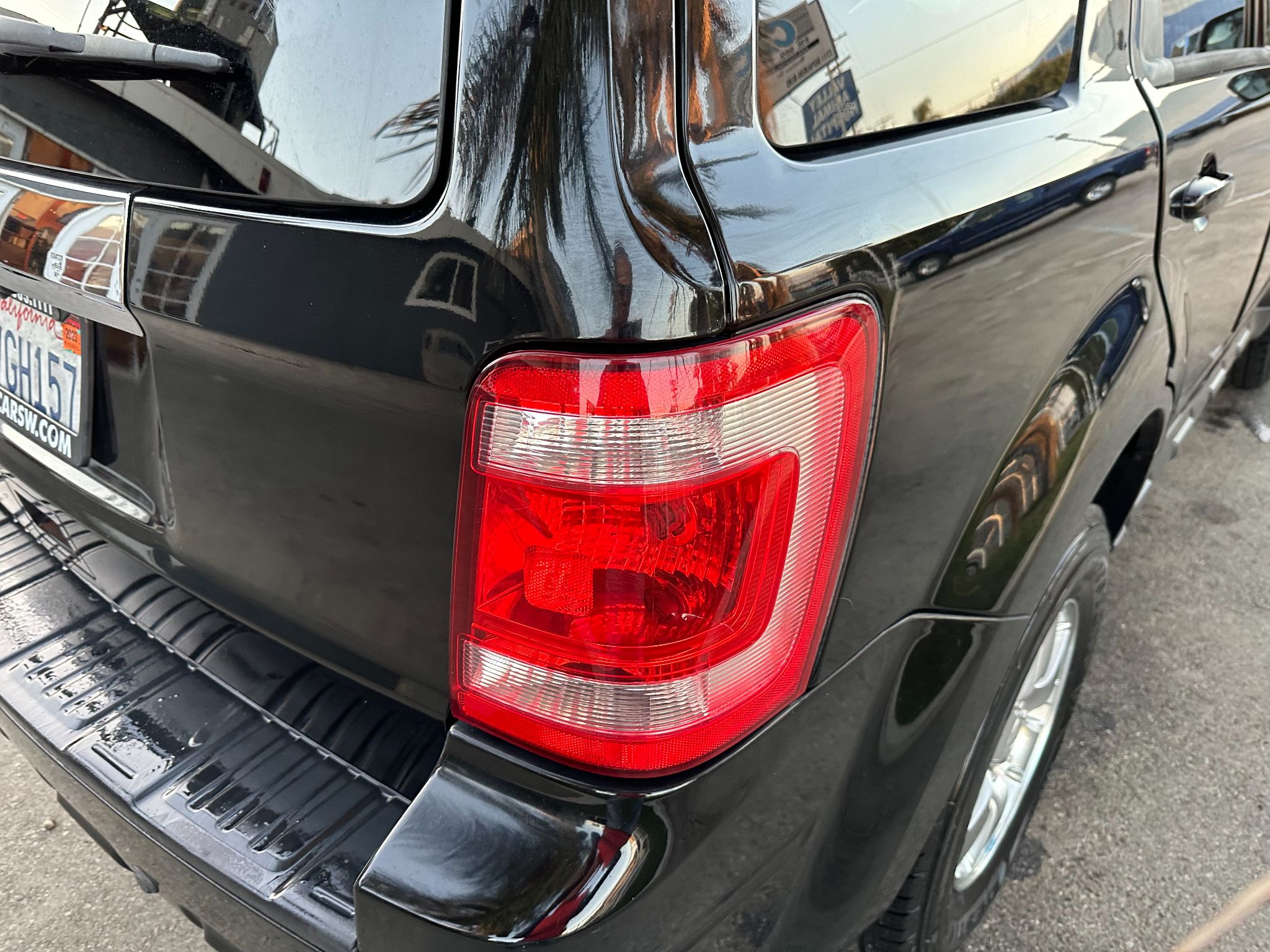 2012 Ford ESCAPE LIMITED
