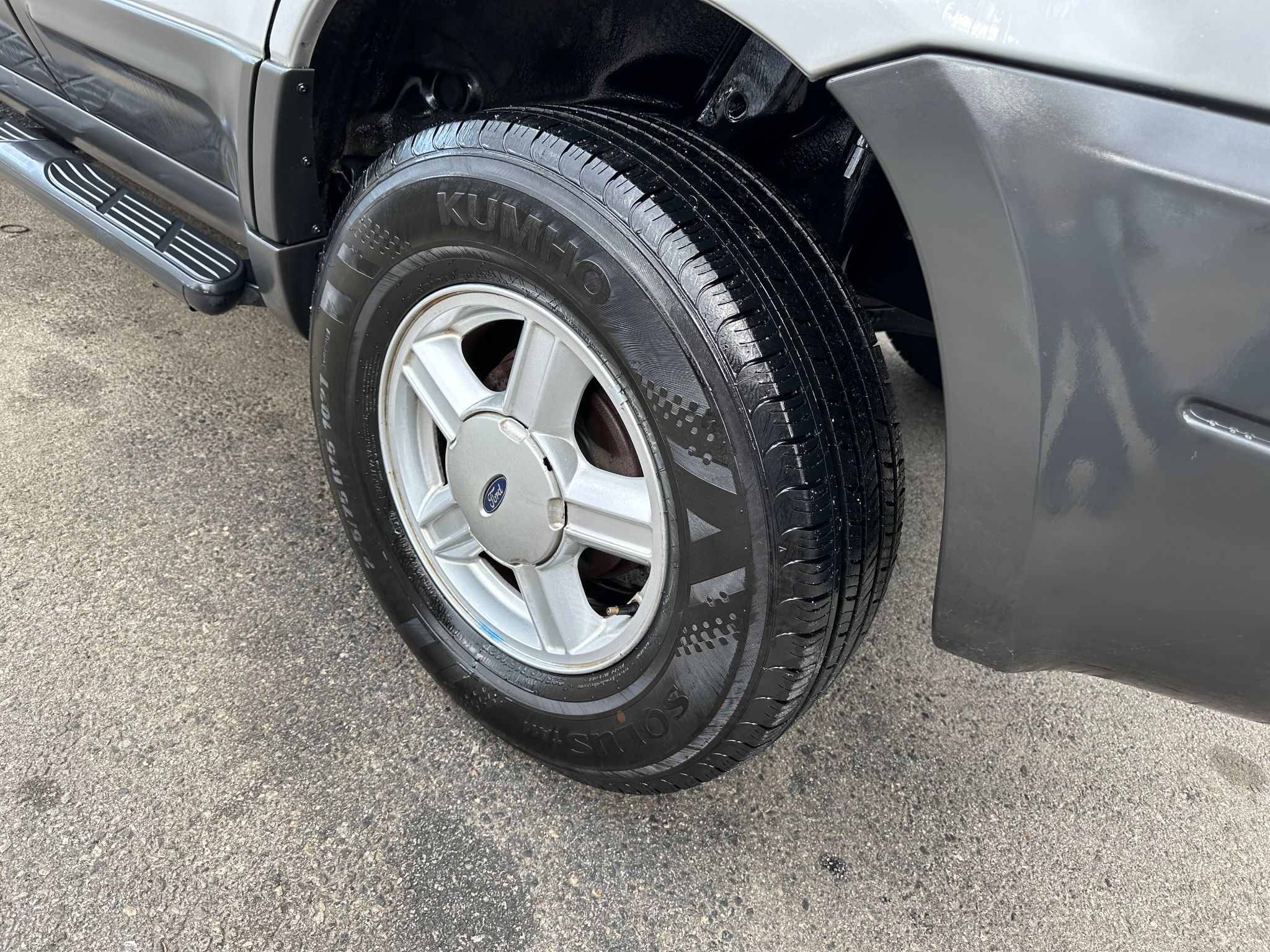 2003 Ford ESCAPE XLT