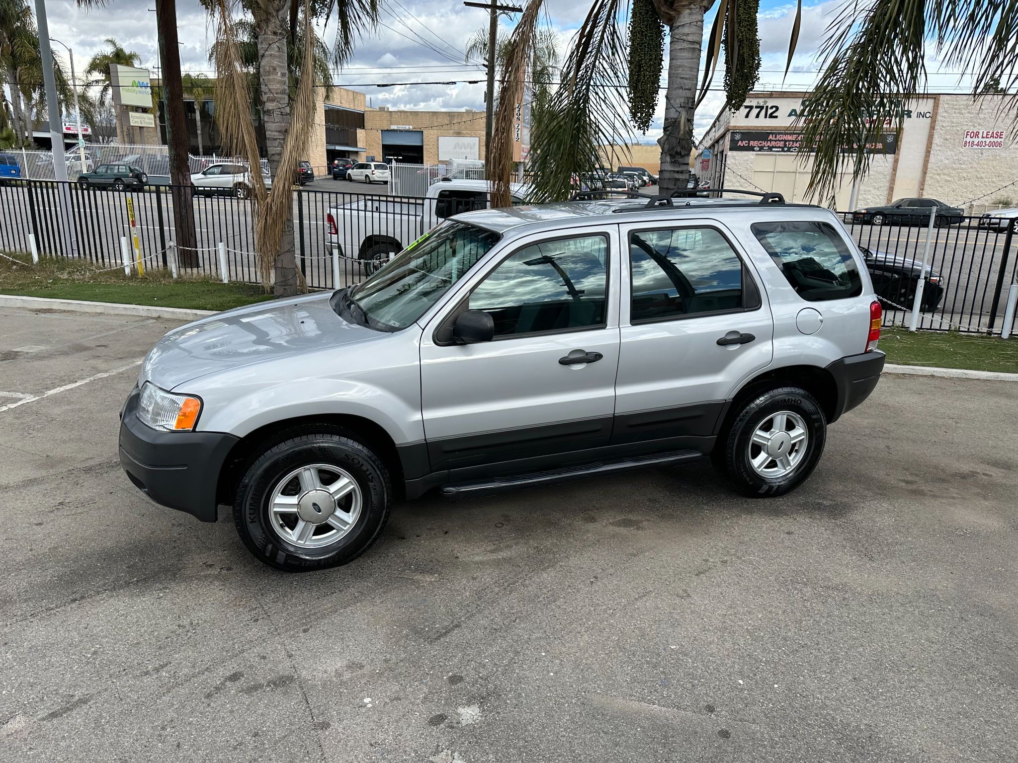 2003 Ford ESCAPE XLT