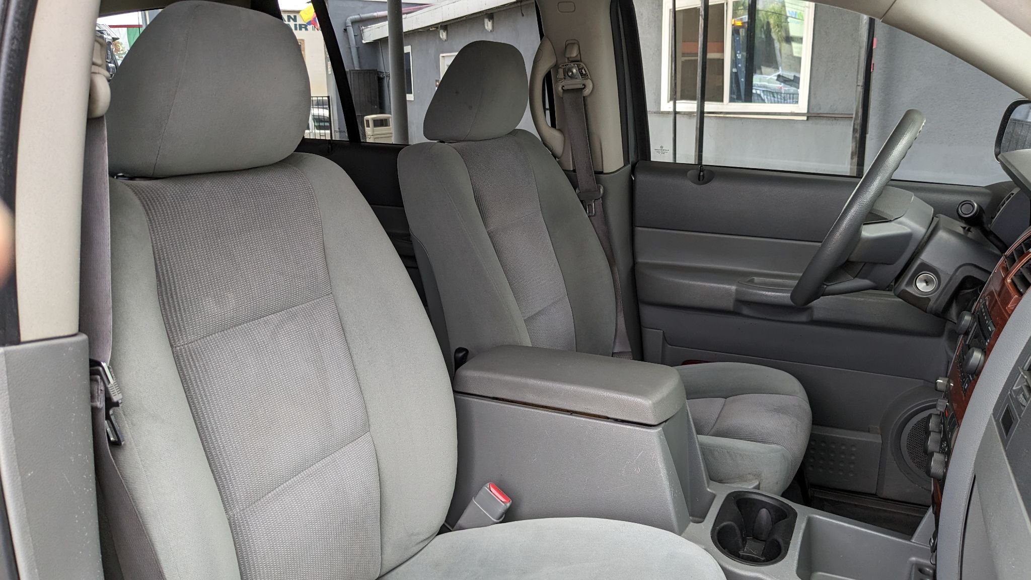 2006 Dodge DURANGO SLT 5.7 HEMI