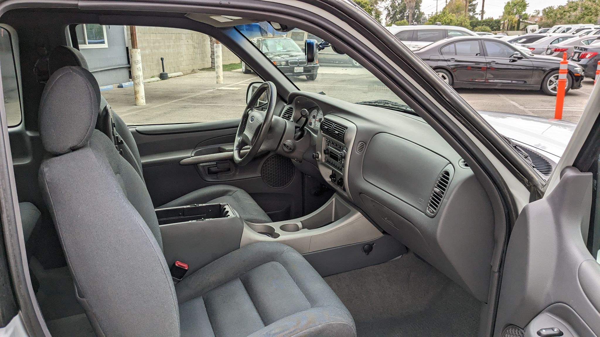 2002 Ford EXPLORER XLT