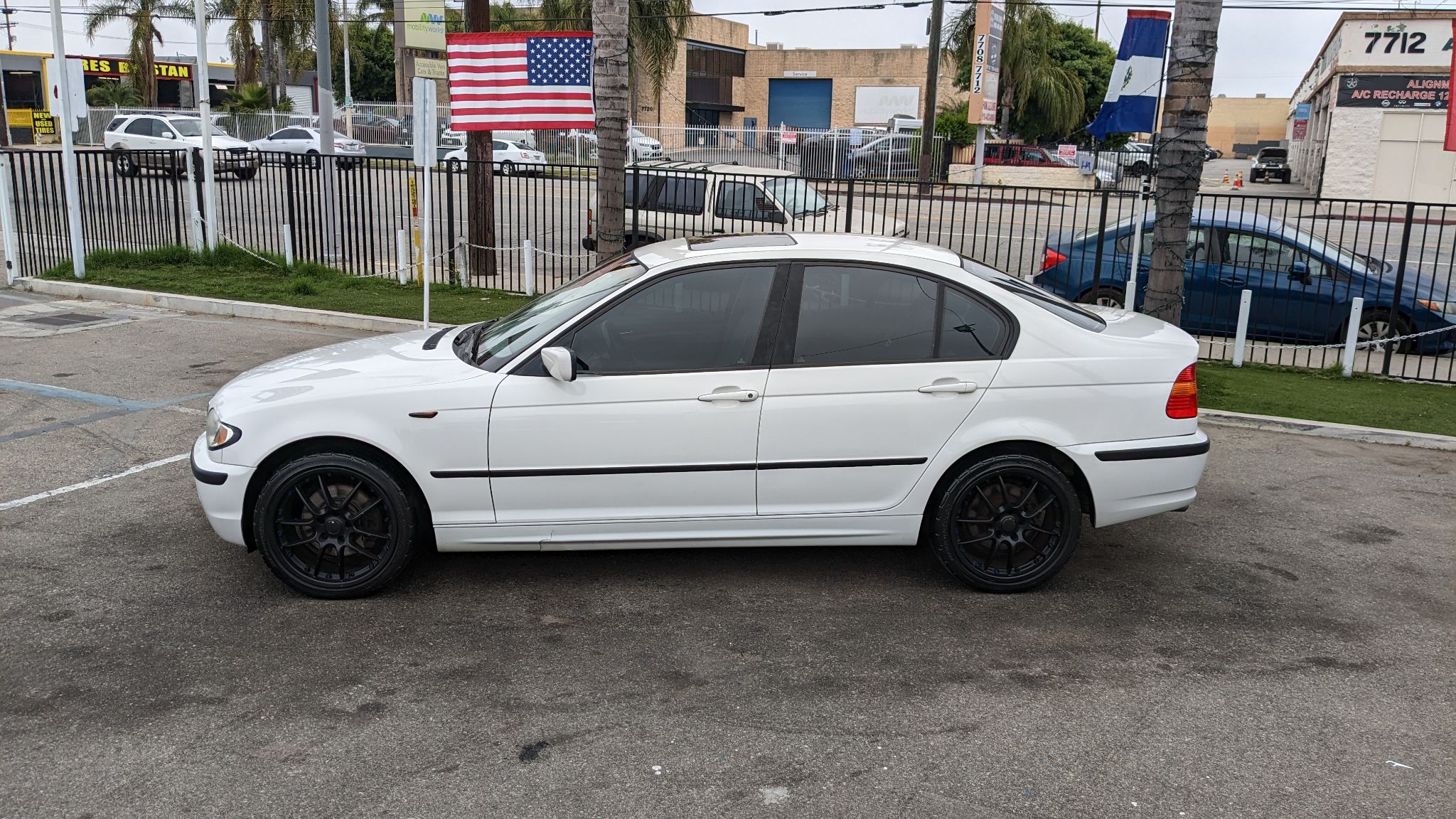 2003 BMW 3 Series 325xi