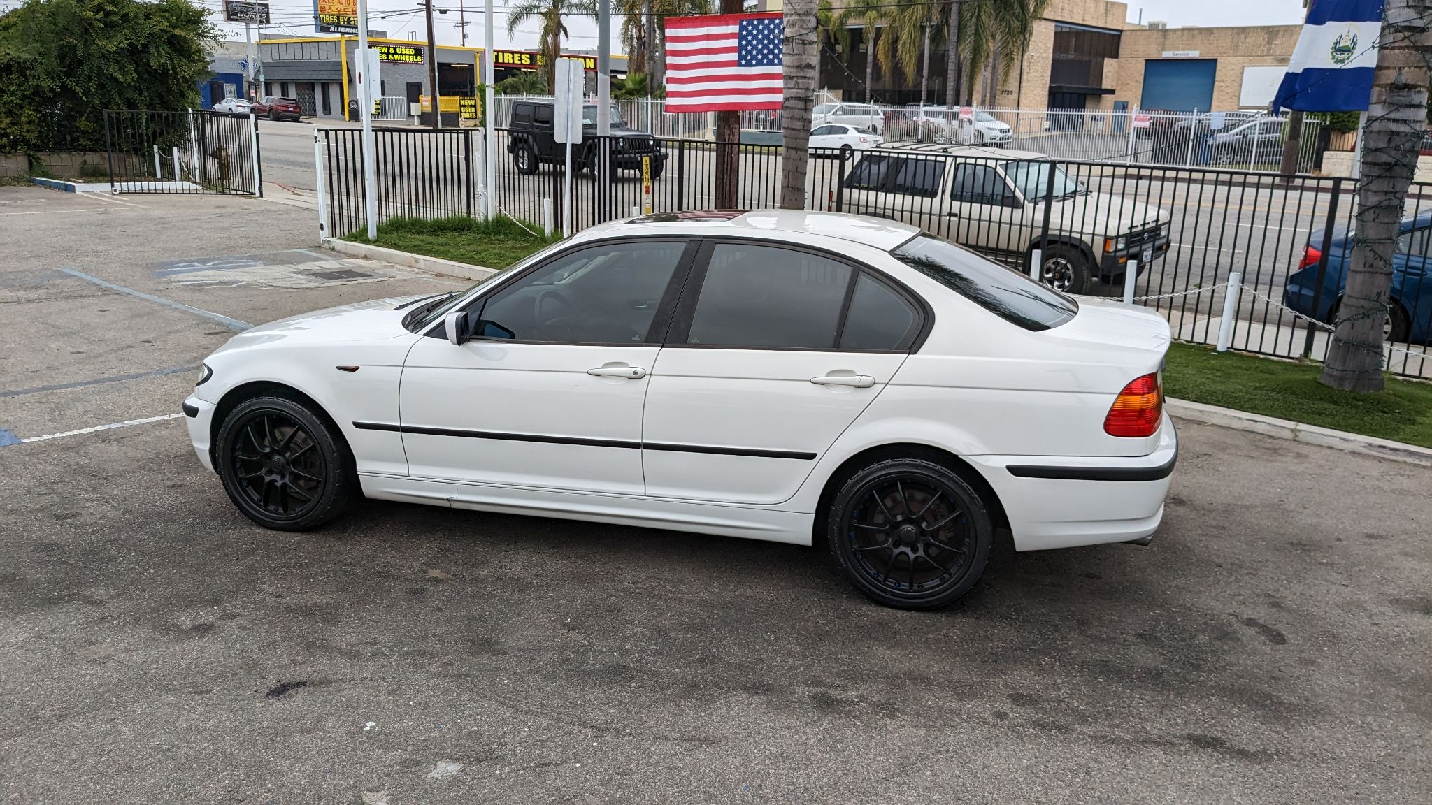 2003 BMW 3 Series 325xi