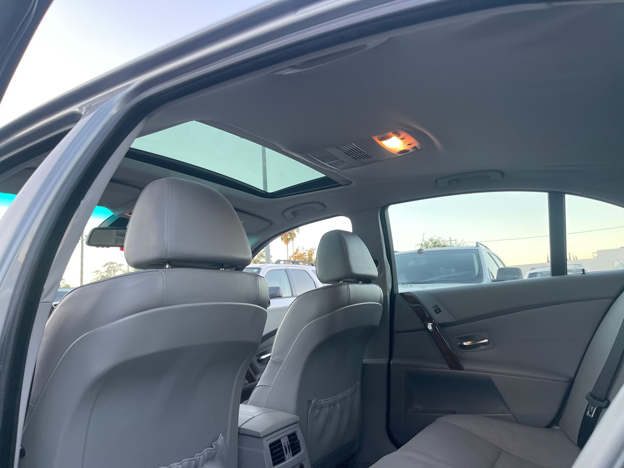 2004 BMW 5-SERIES 530i