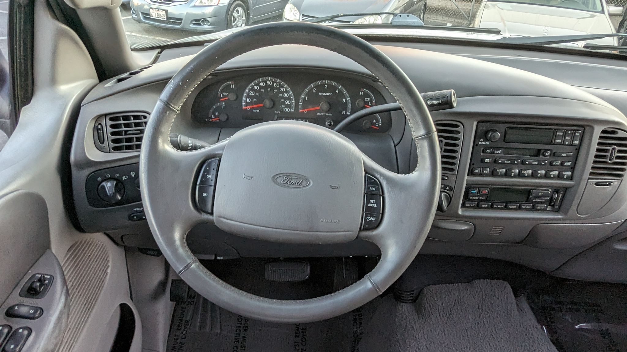 2002 Ford F-150 XLt