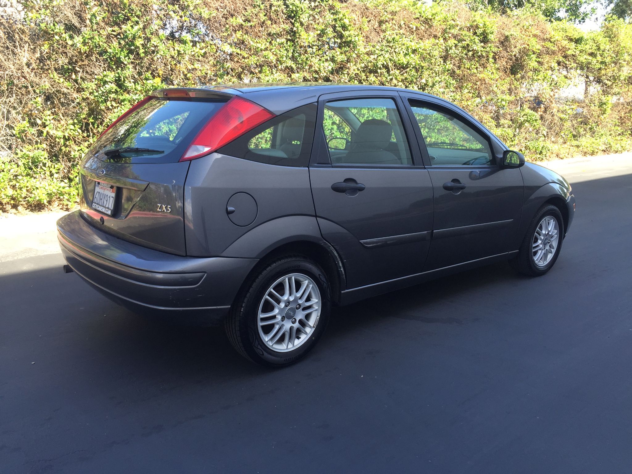 Used 2004 Ford Focus ZX5 Base at City Cars Warehouse INC