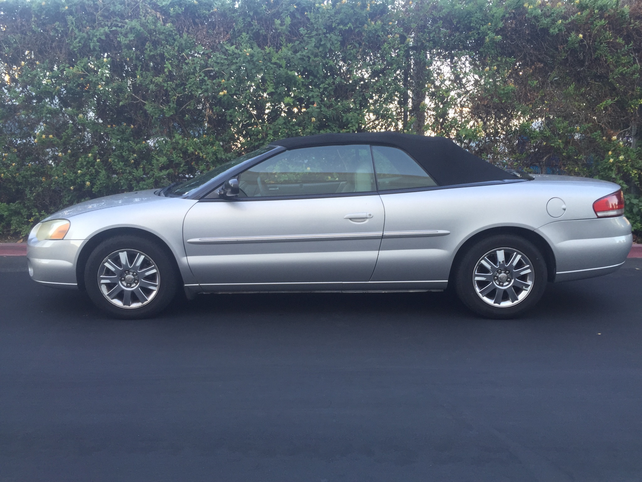 Chrysler sebring limited