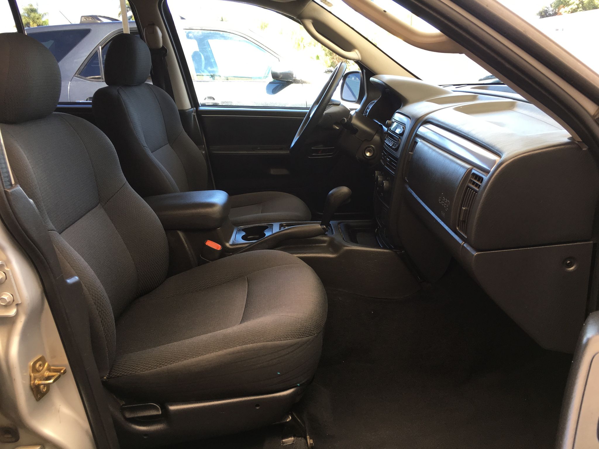 2004 Jeep Grand Cherokee Laredo
