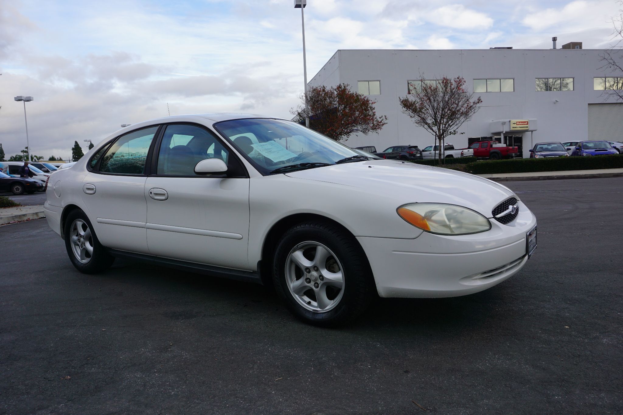 https://citycarsw.com/uimages/vehicle/2539486/full/2003-Ford-Taurus-SE-Standard-1FAFP53253G172512-1755.jpeg