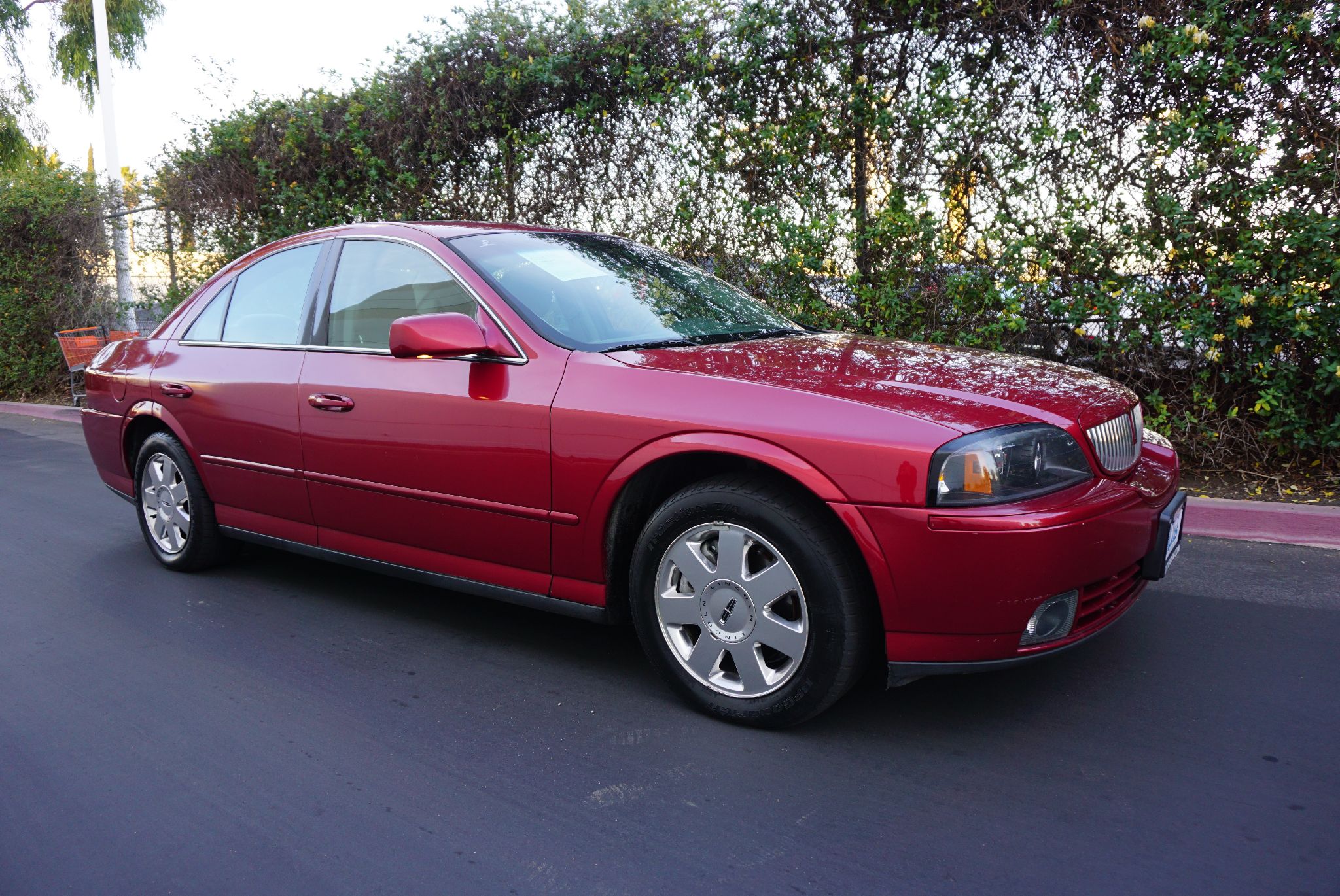 Used 2005 Lincoln LS 525iA at City Cars Warehouse INC