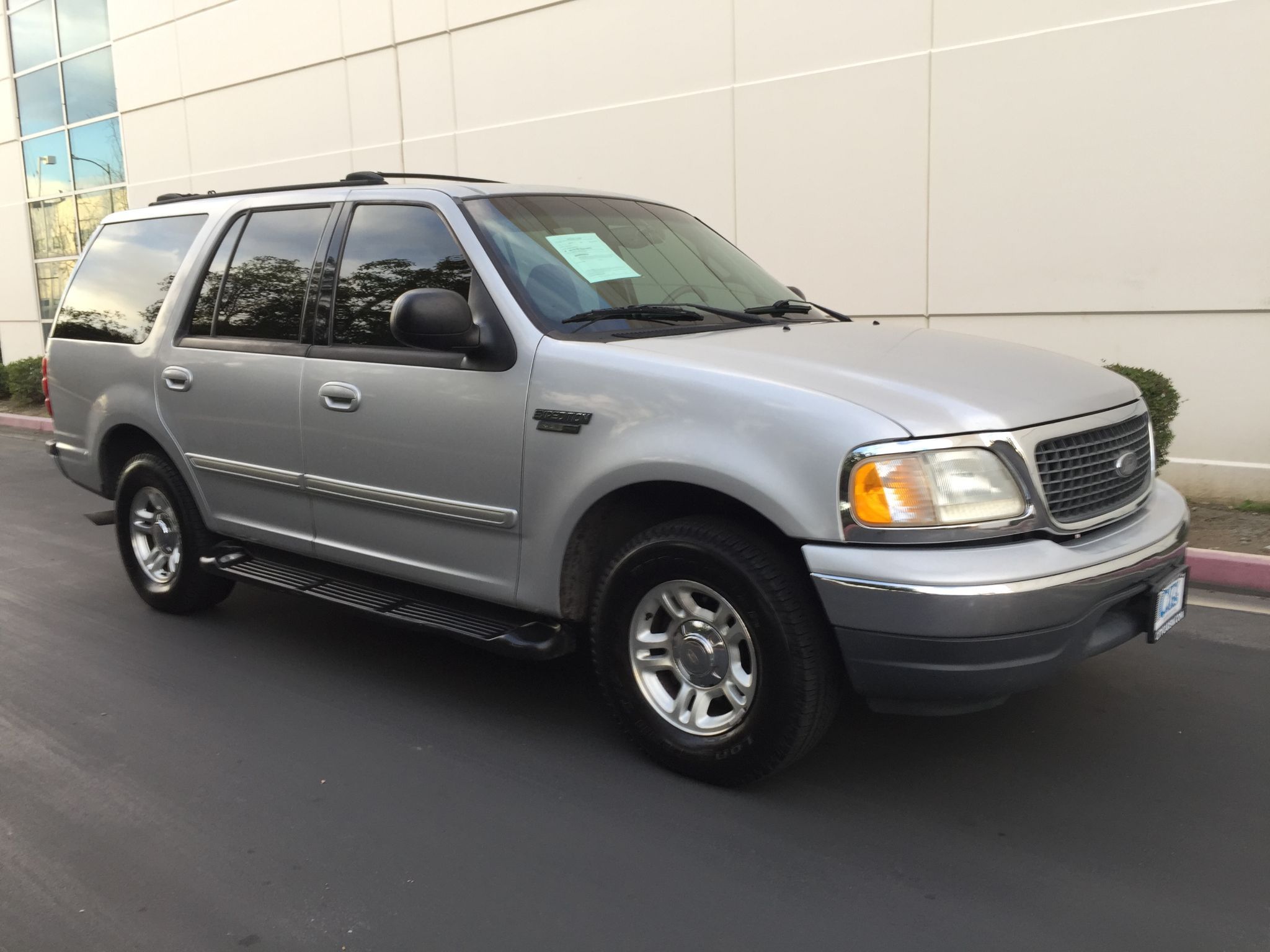 Used 2001 Ford Expedition XLT at City Cars Warehouse INC