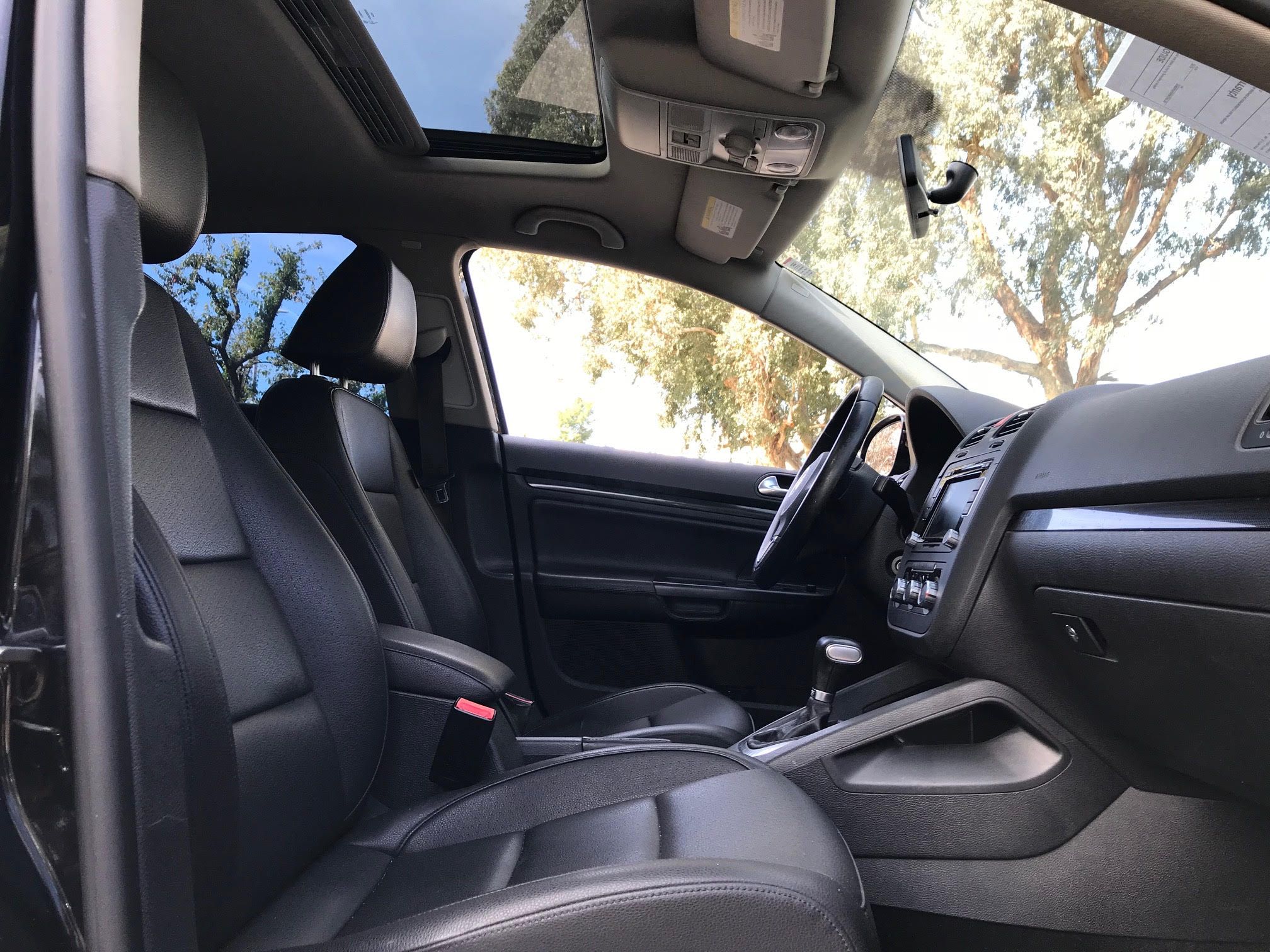 2010 Volkswagen Jetta Wolfsburg