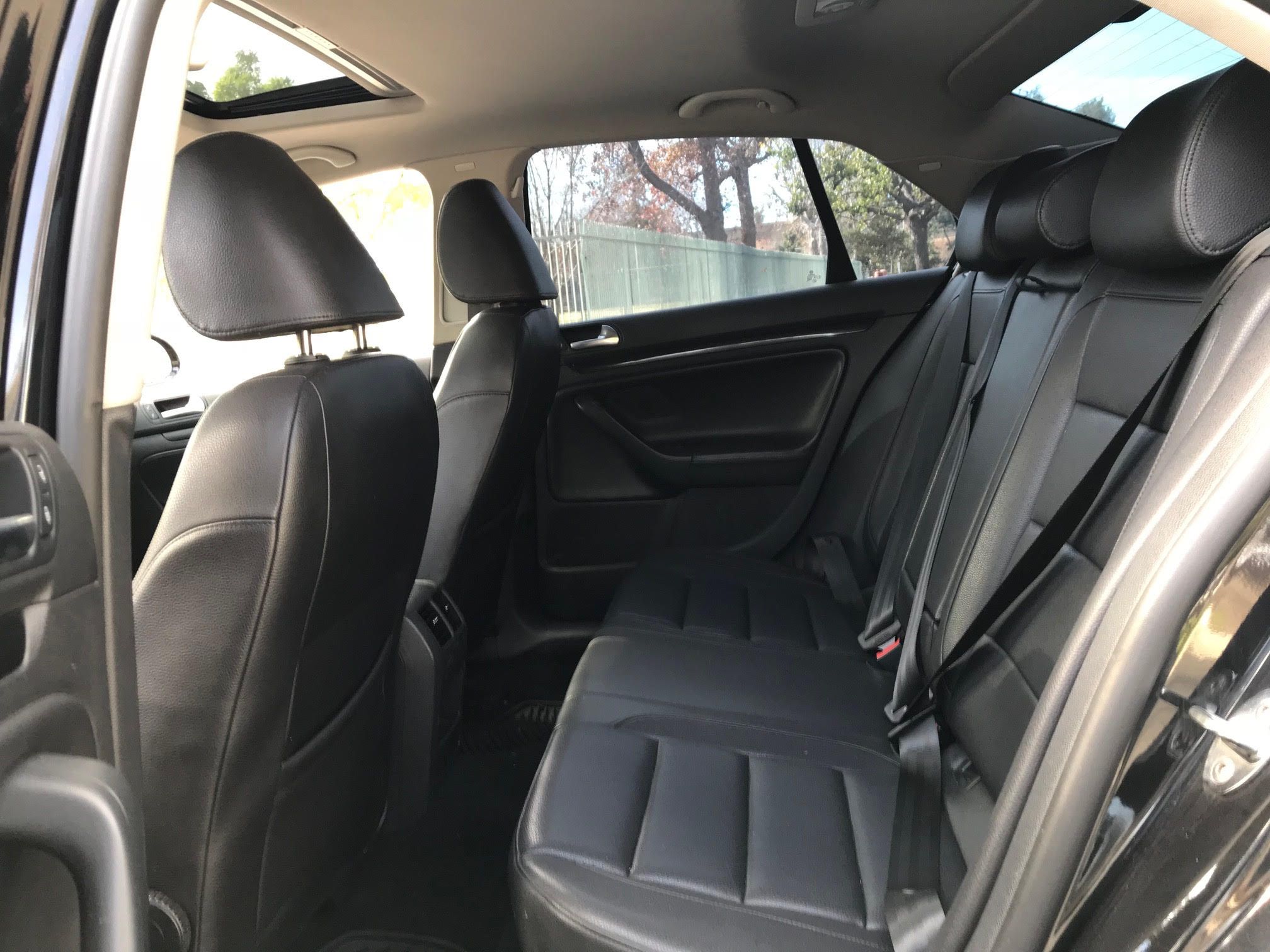 2010 Volkswagen Jetta Wolfsburg
