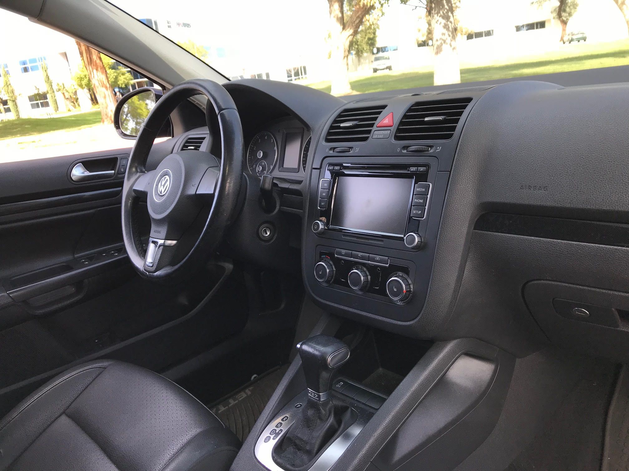 2010 Volkswagen Jetta Wolfsburg