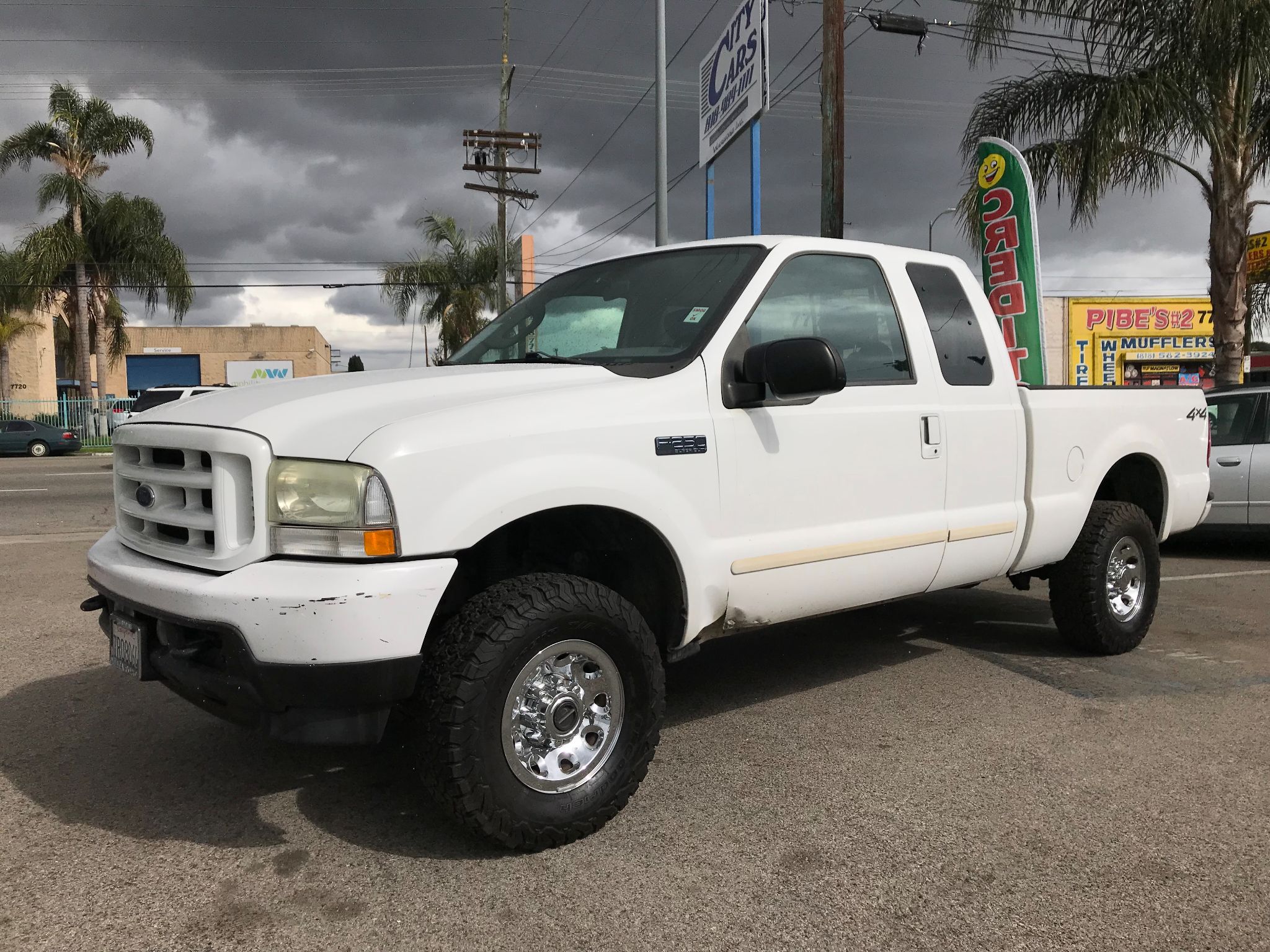 Used 2004 Ford Super Duty F-250 XLT at City Cars Warehouse INC