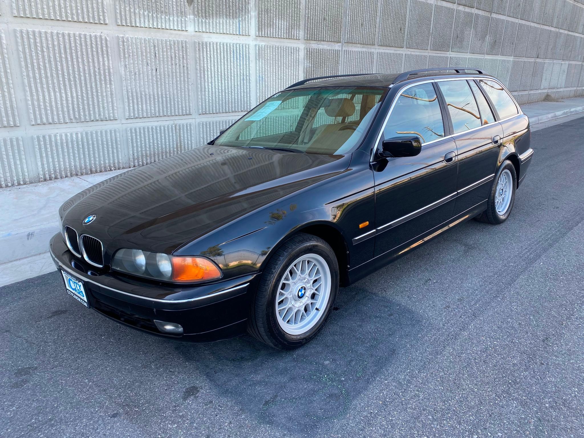 1999 BMW 528i