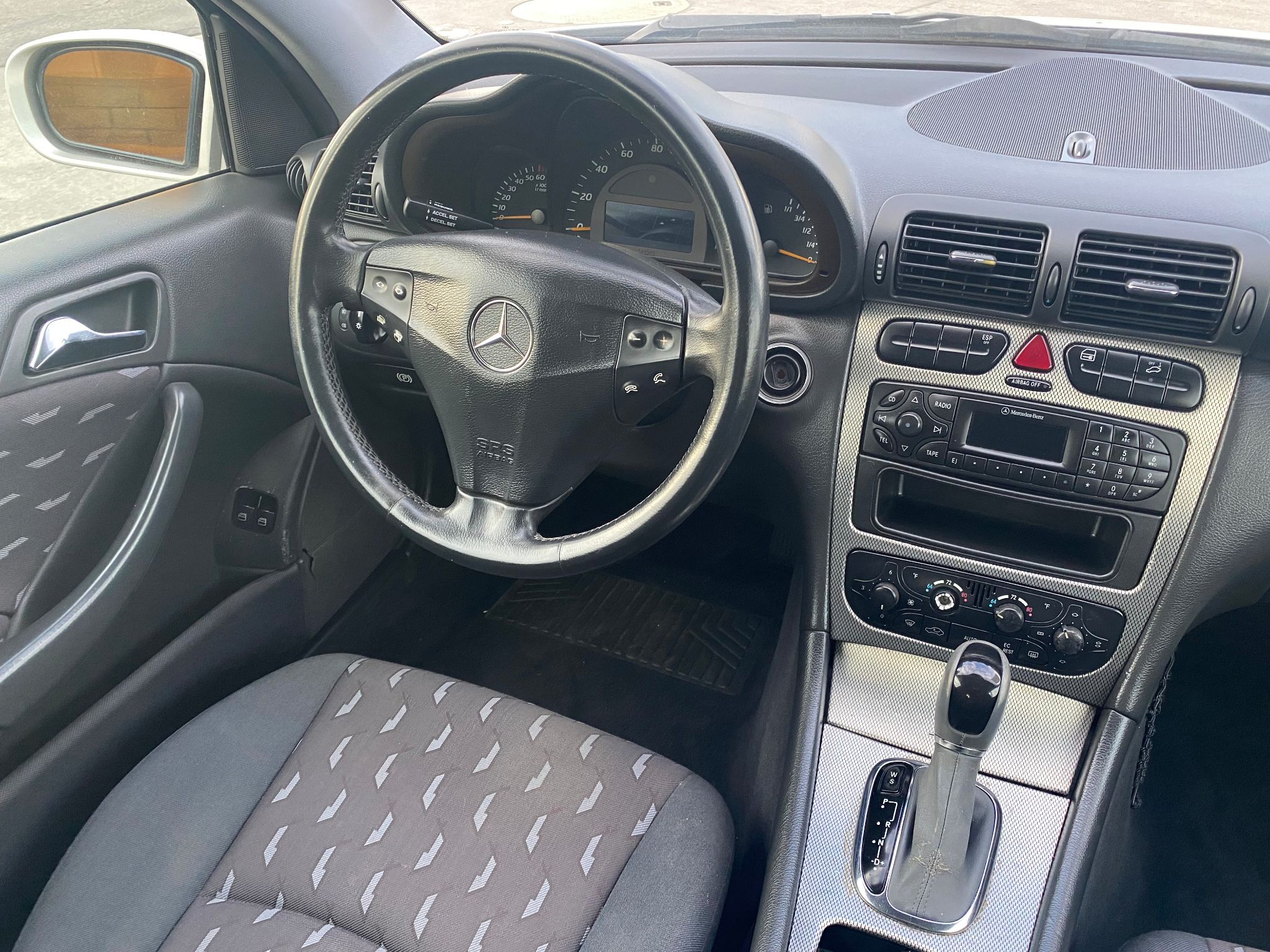2002 Mercedes-Benz C230