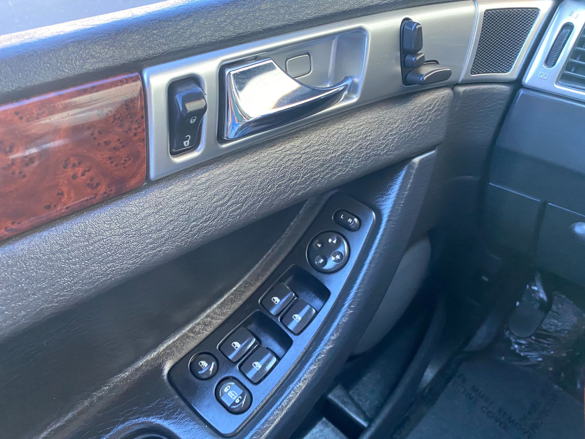 2004 Chrysler Pacifica 4dr Wagon