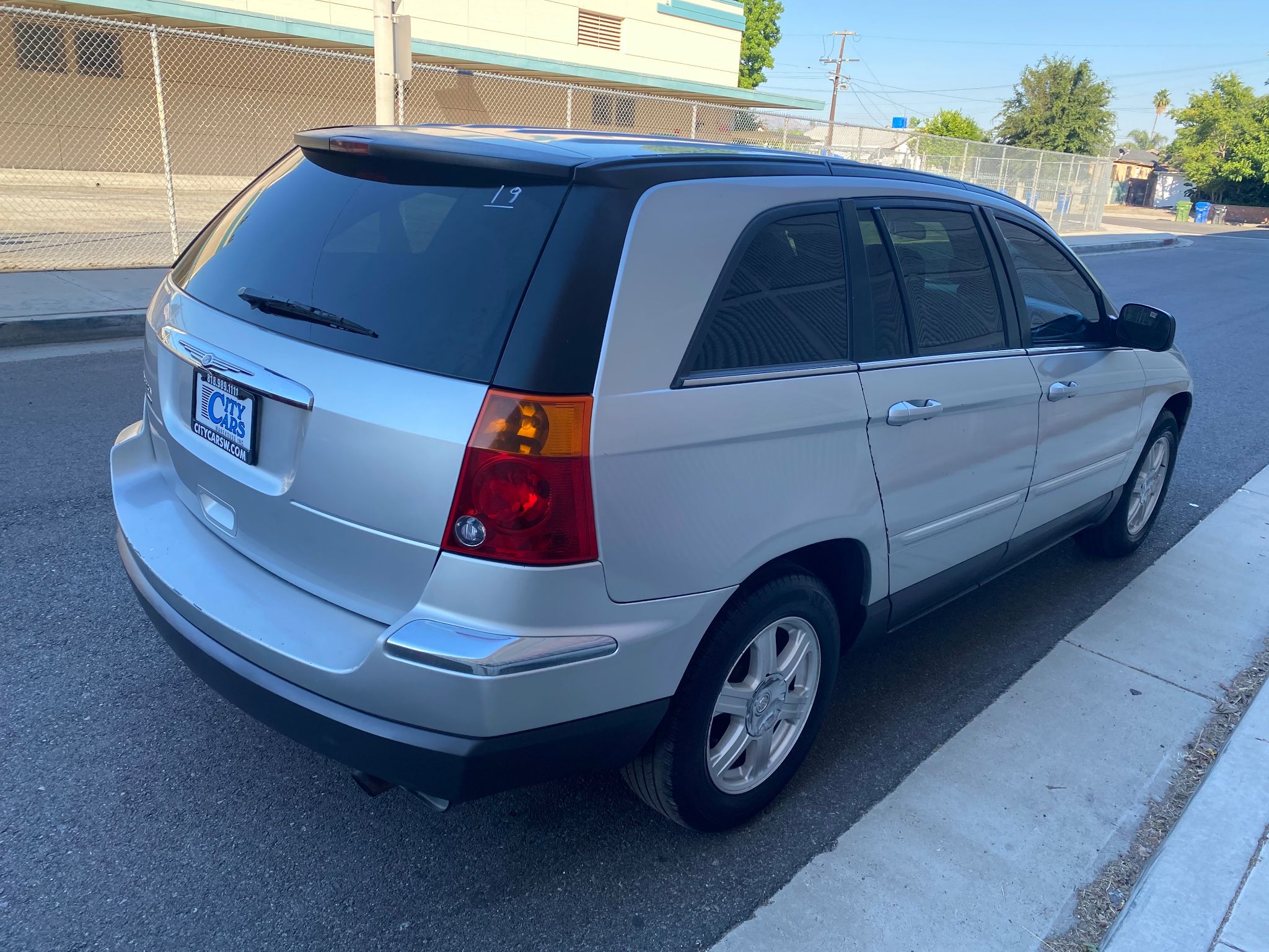 2004 Chrysler Pacifica 4dr Wagon